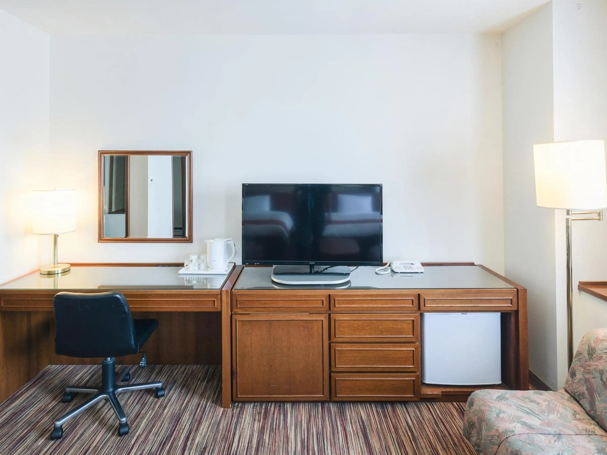 TV and multimedia in Vessel Inn Yachiyo Katsudai Station