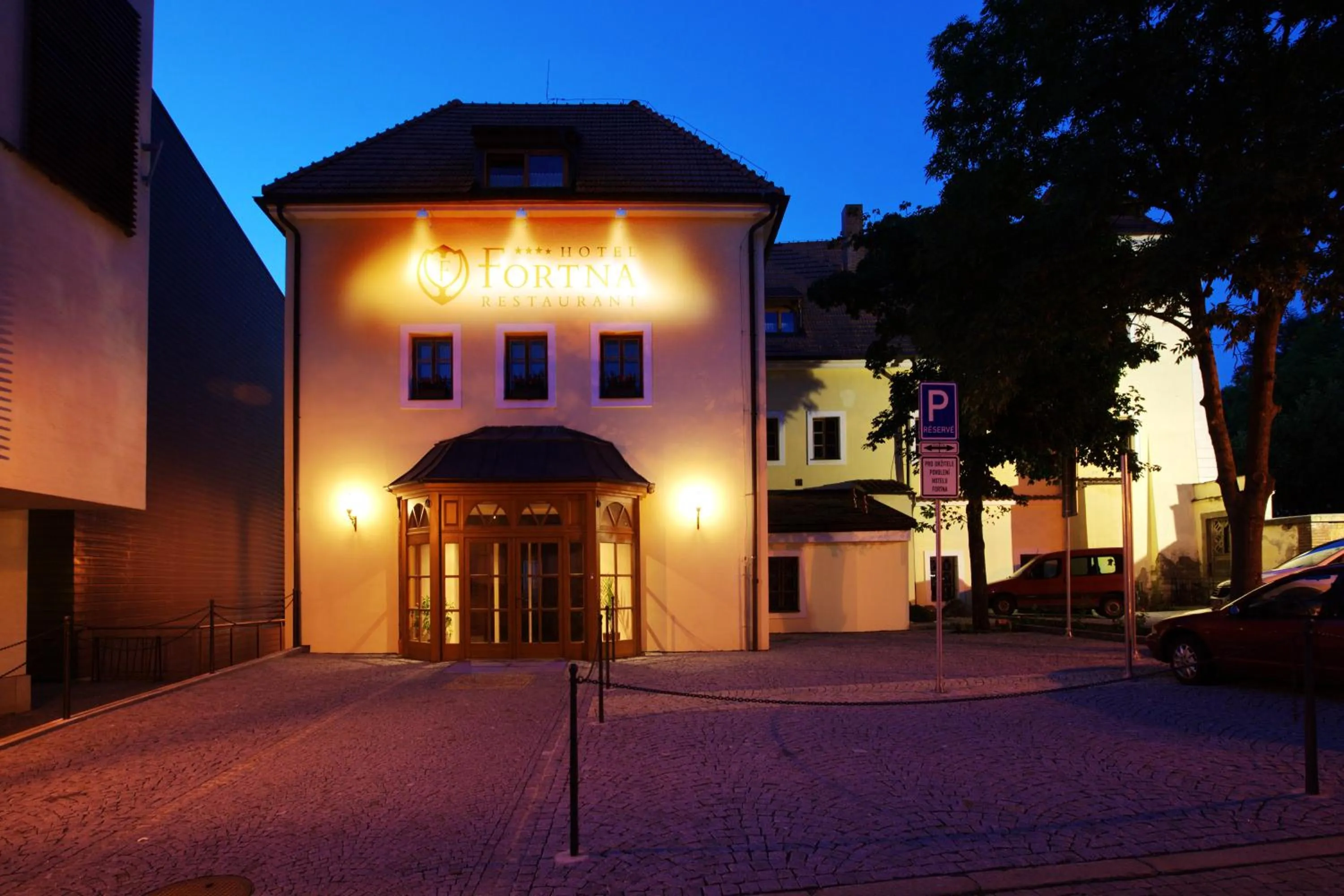Facade/entrance in Hotel Fortna