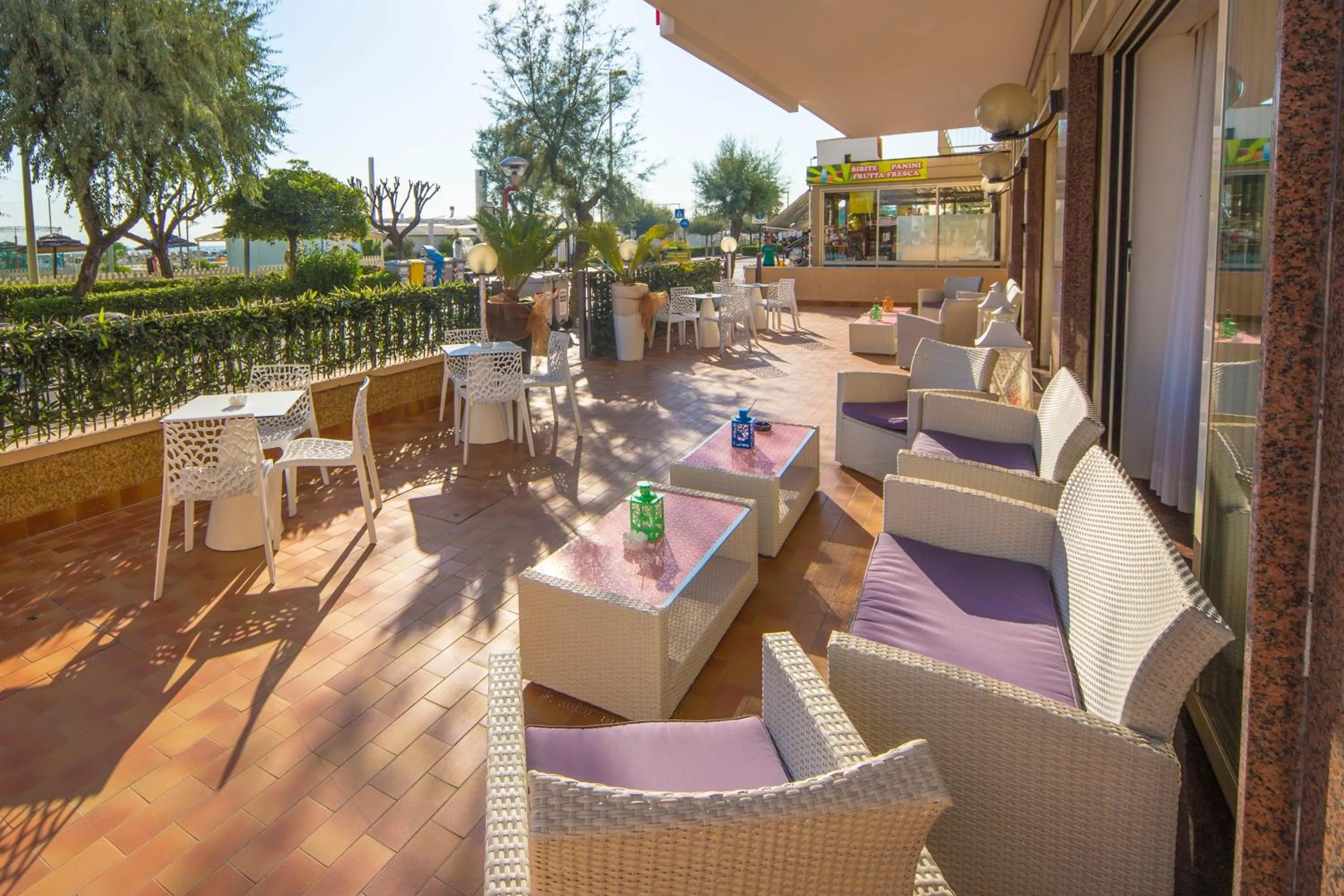 Facade/entrance in Hotel Touring