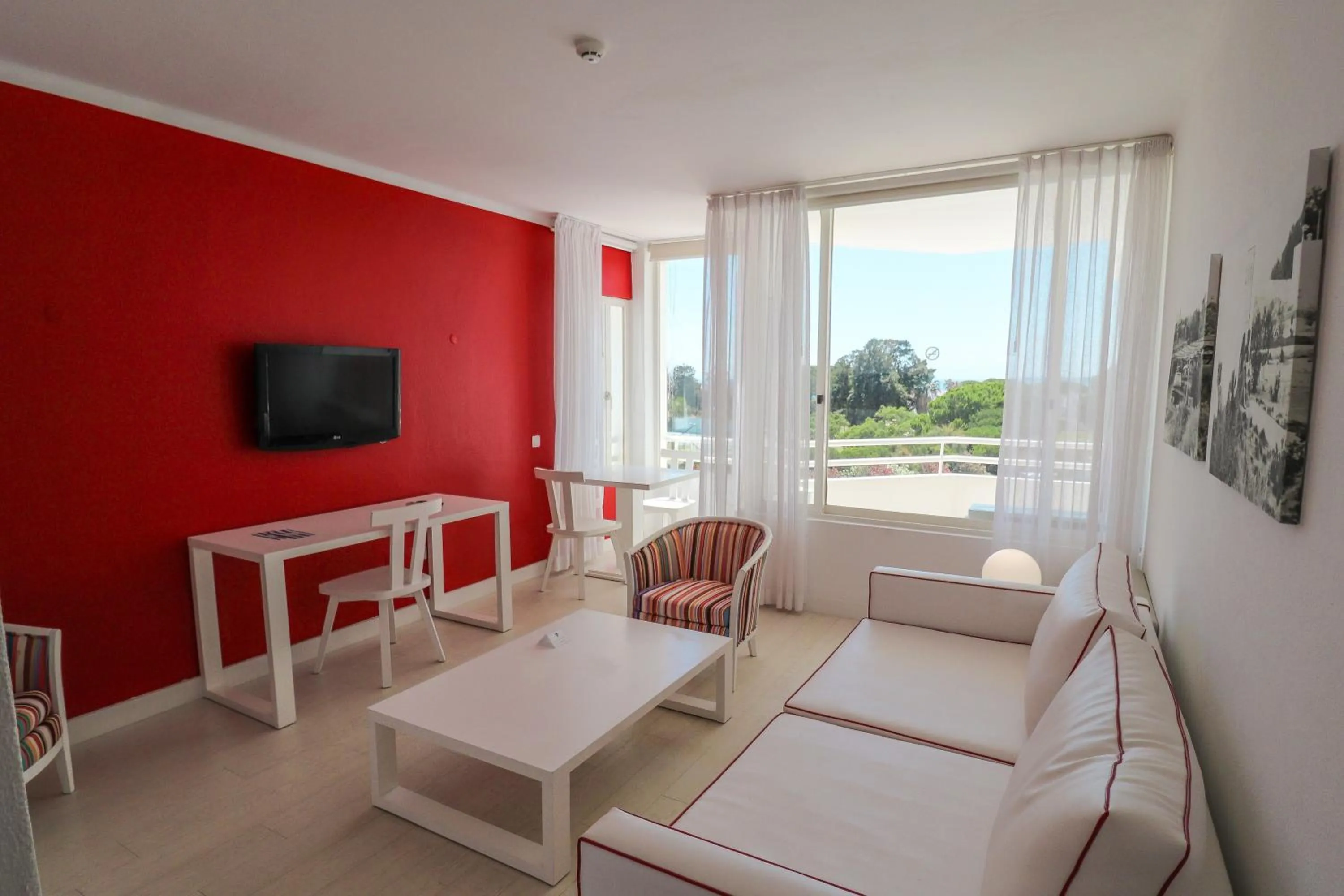 Property building in Prainha Clube