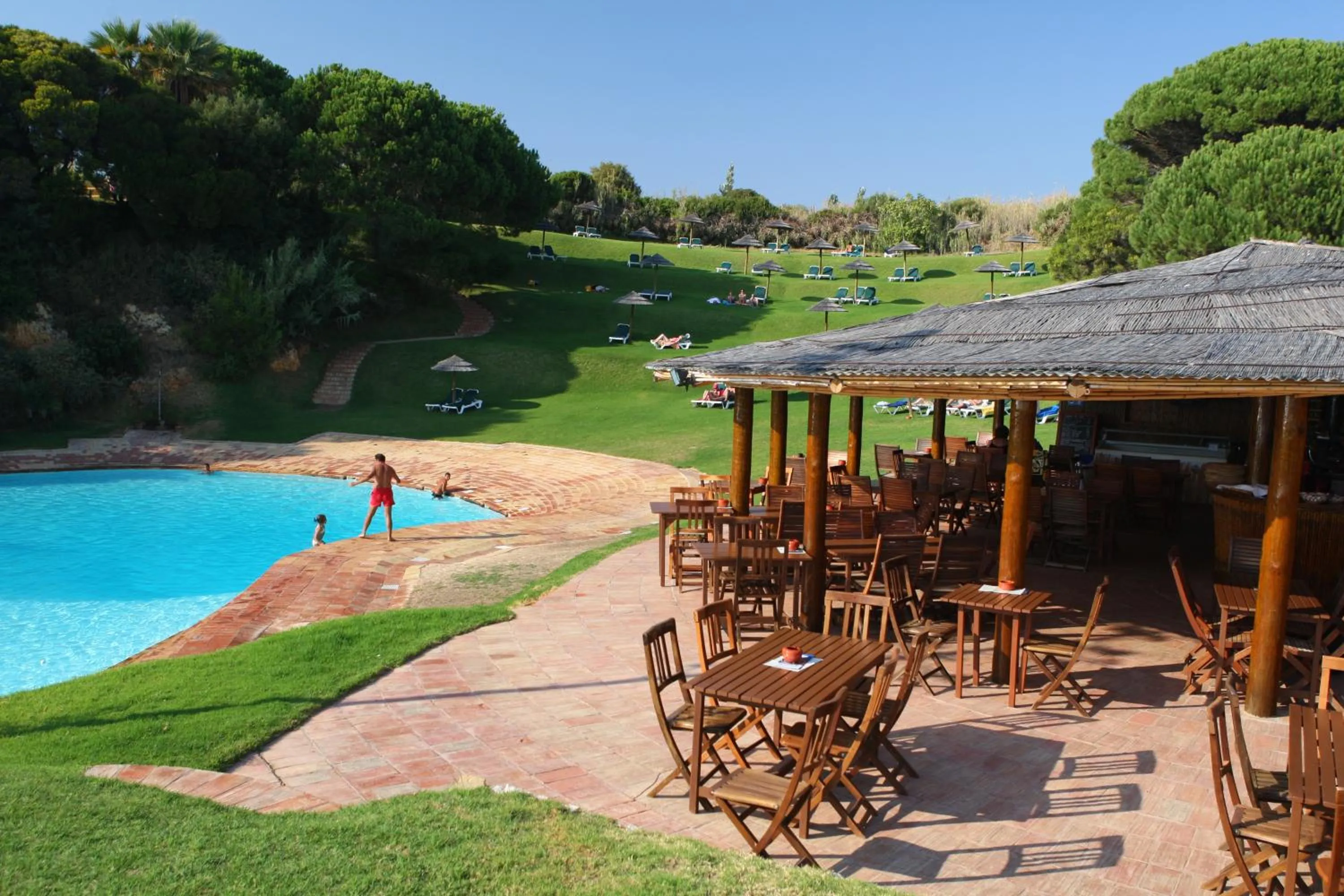 Restaurant/places to eat in Prainha Clube