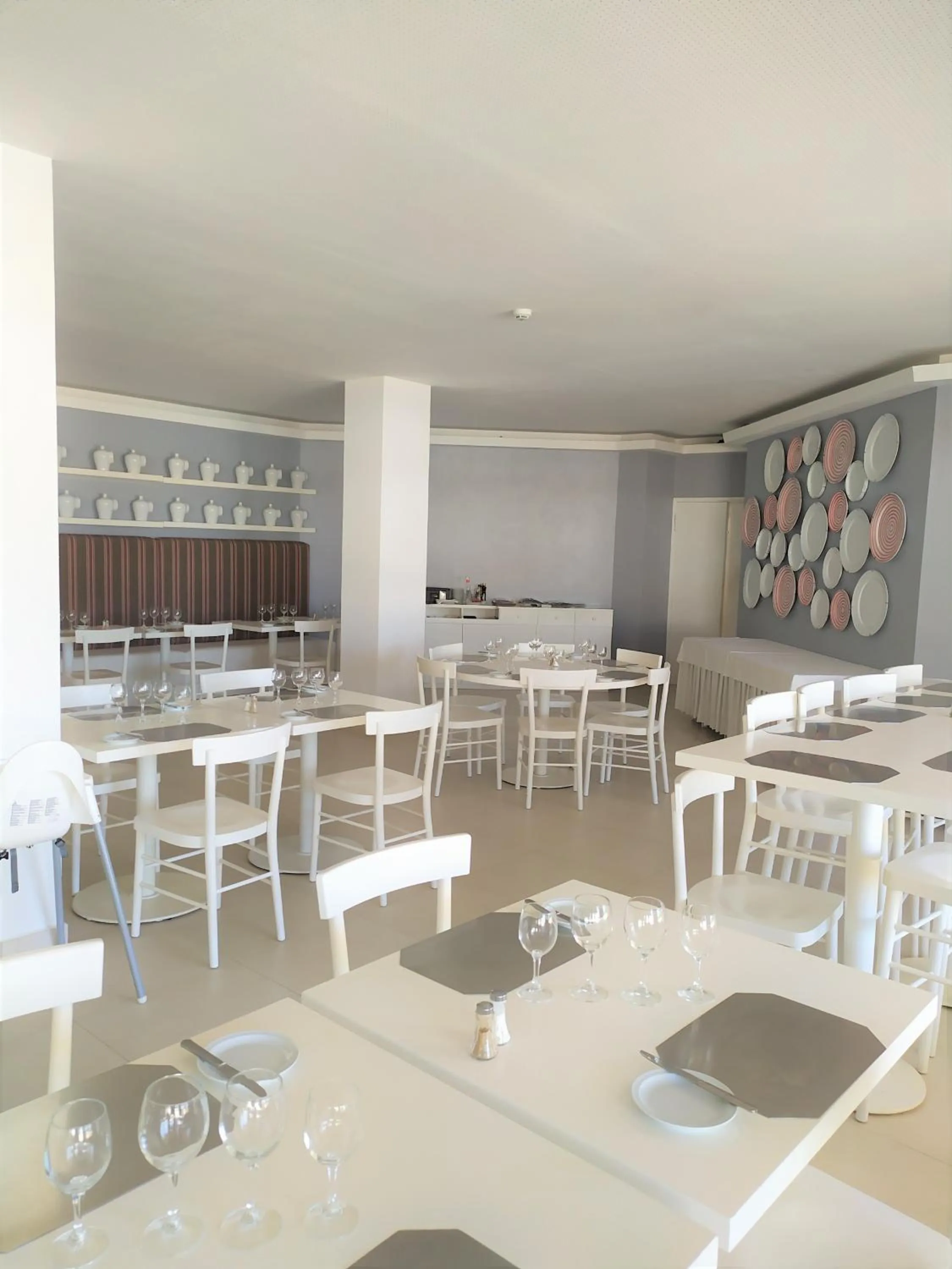 Restaurant/places to eat in Prainha Clube