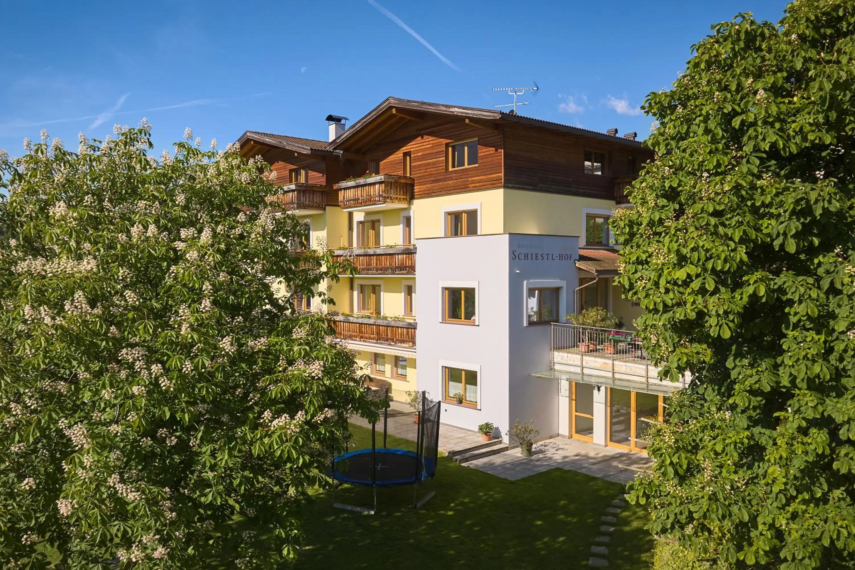 Property building in Residence Schiestlhof