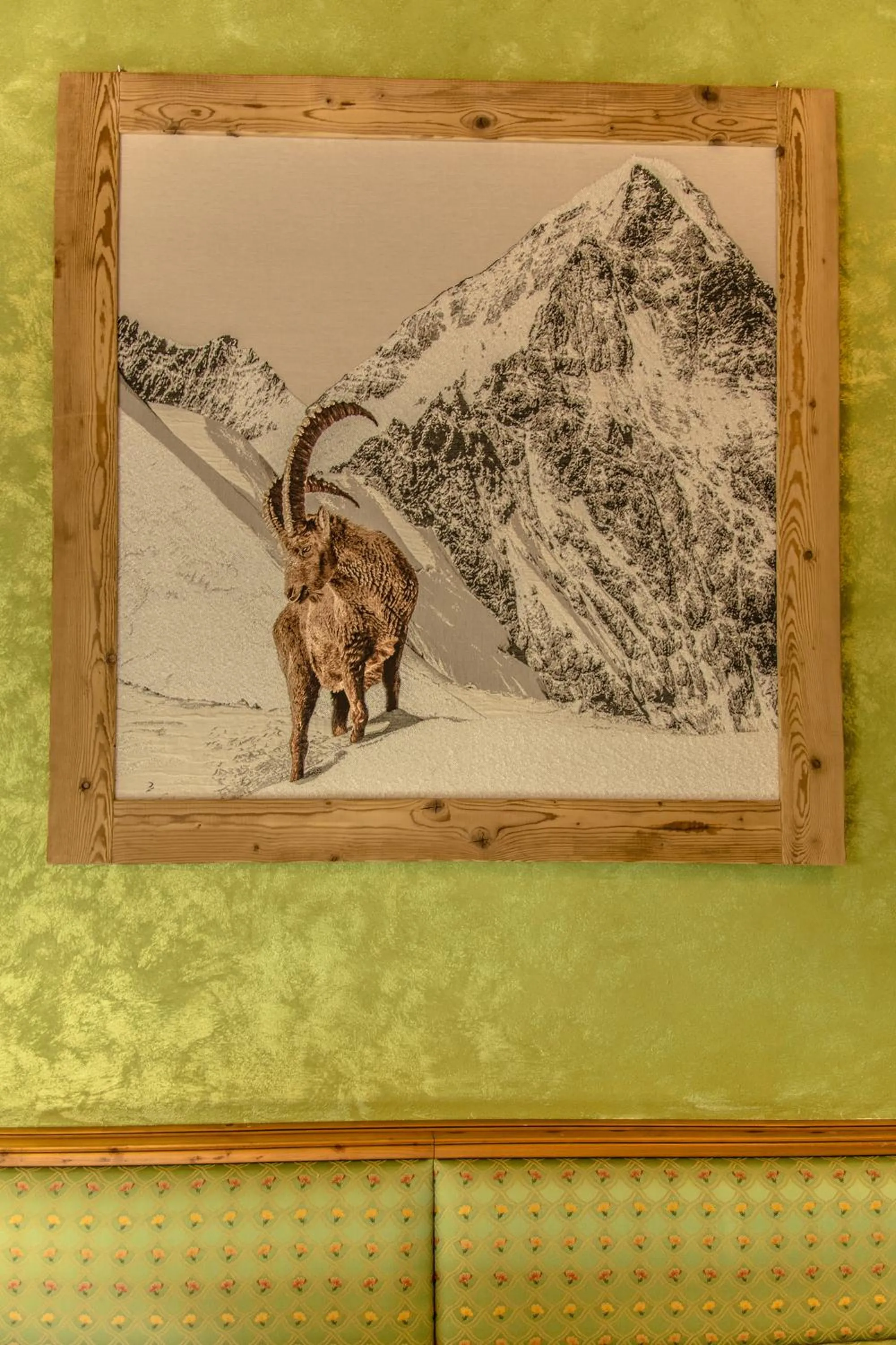 Decorative detail in Hotel Lo Fleyé