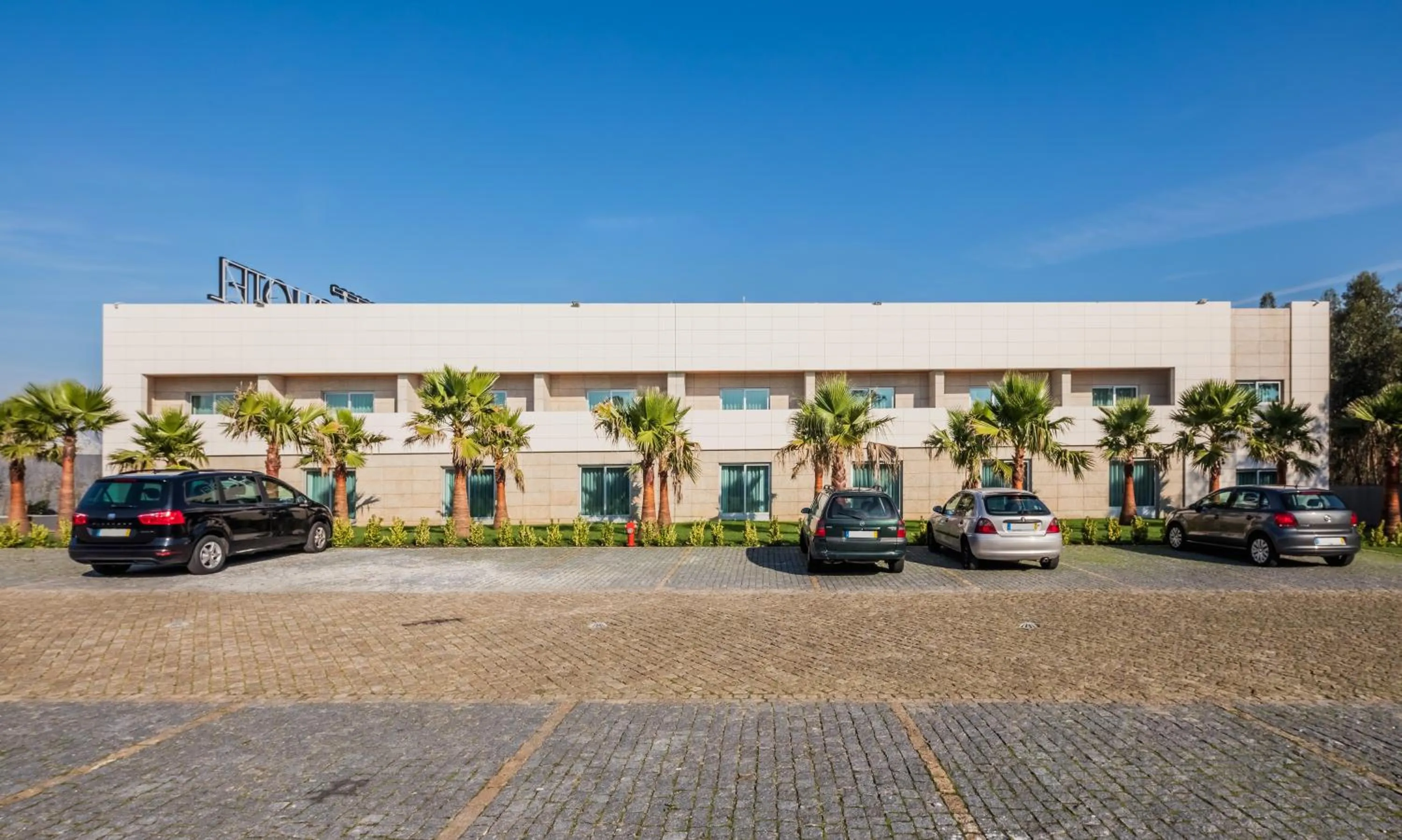 Off site in OPOHOTEL Porto Aeroporto