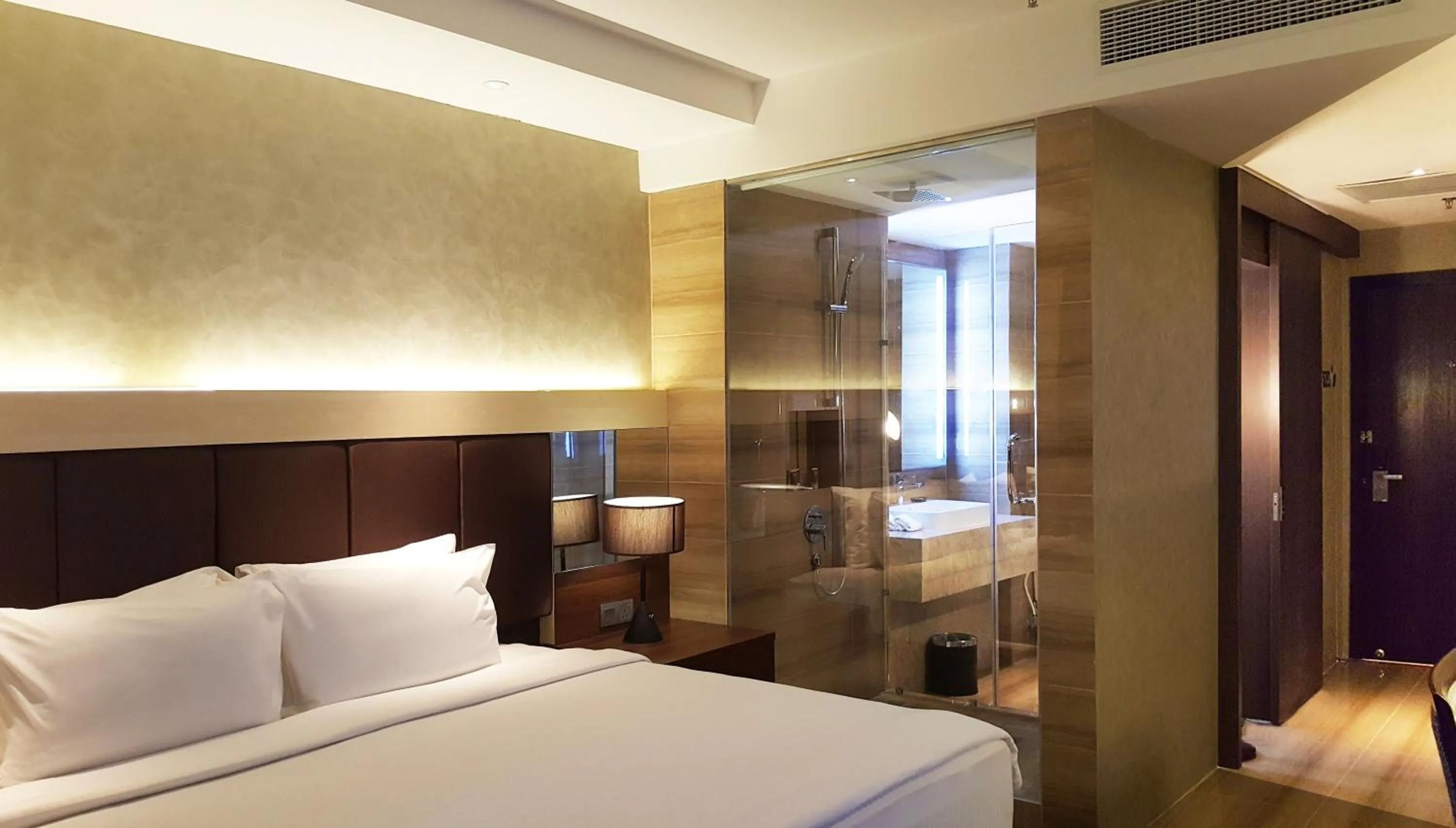 Photo of the whole room, Bed in KSL Hotel & Resort