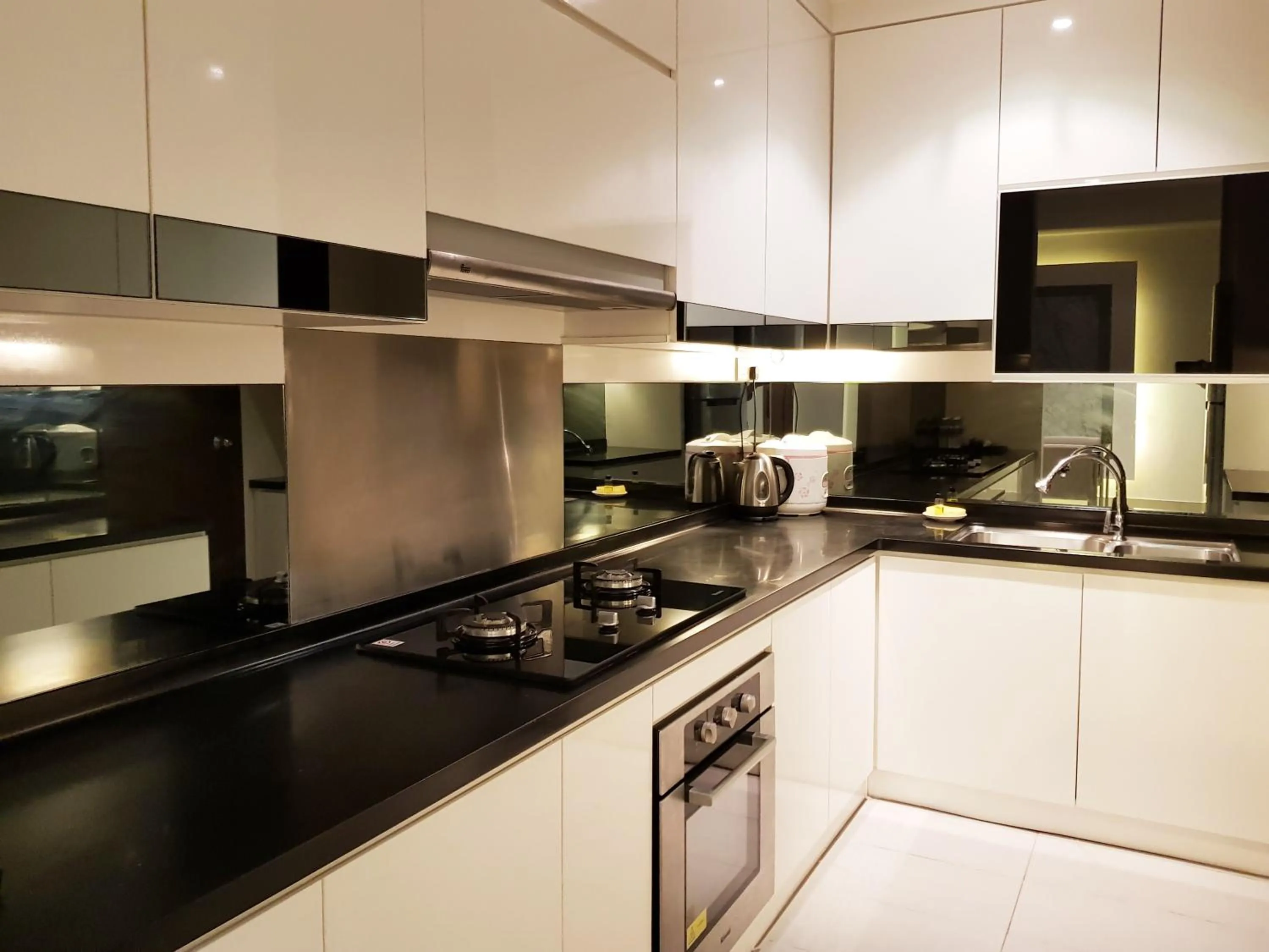 Kitchen or kitchenette in KSL Hotel & Resort