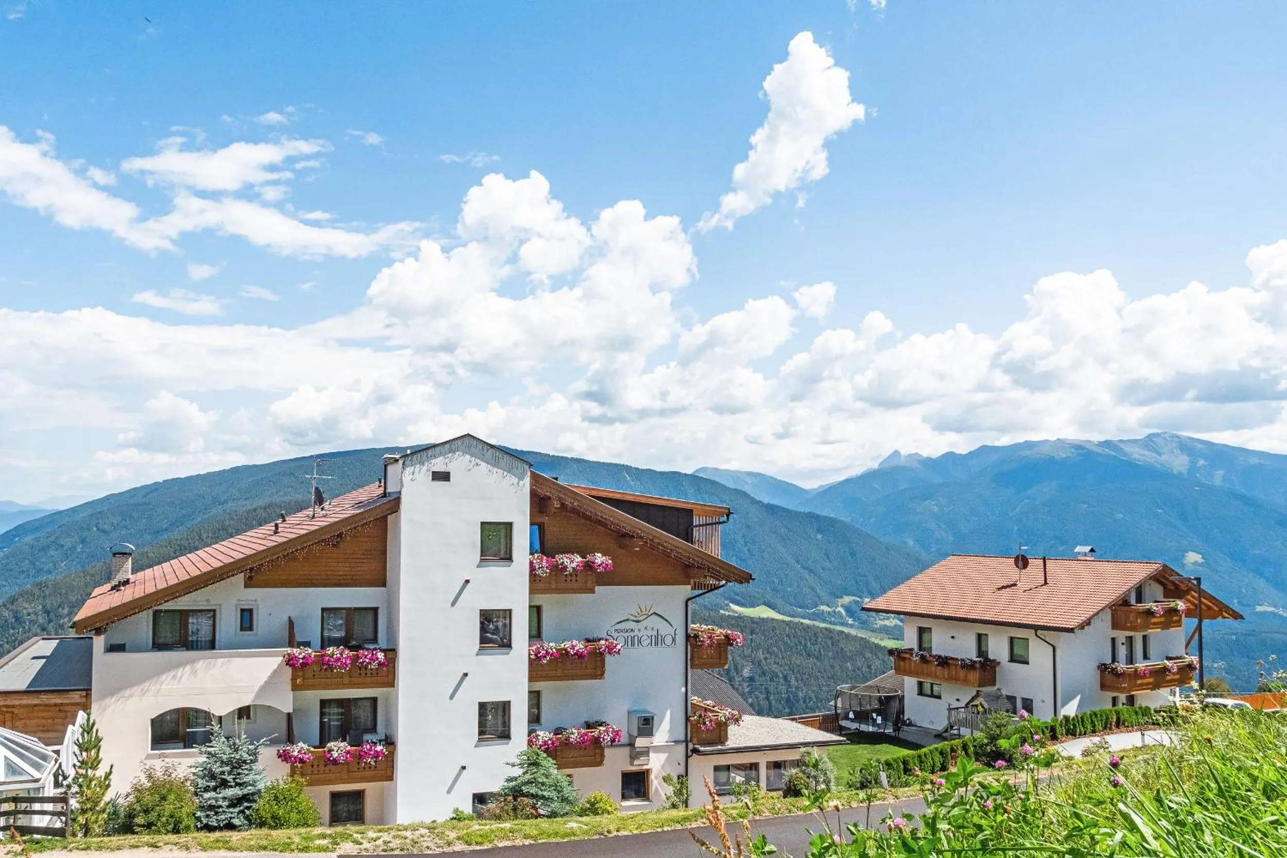 Facade/entrance in Pension Sonnenhof