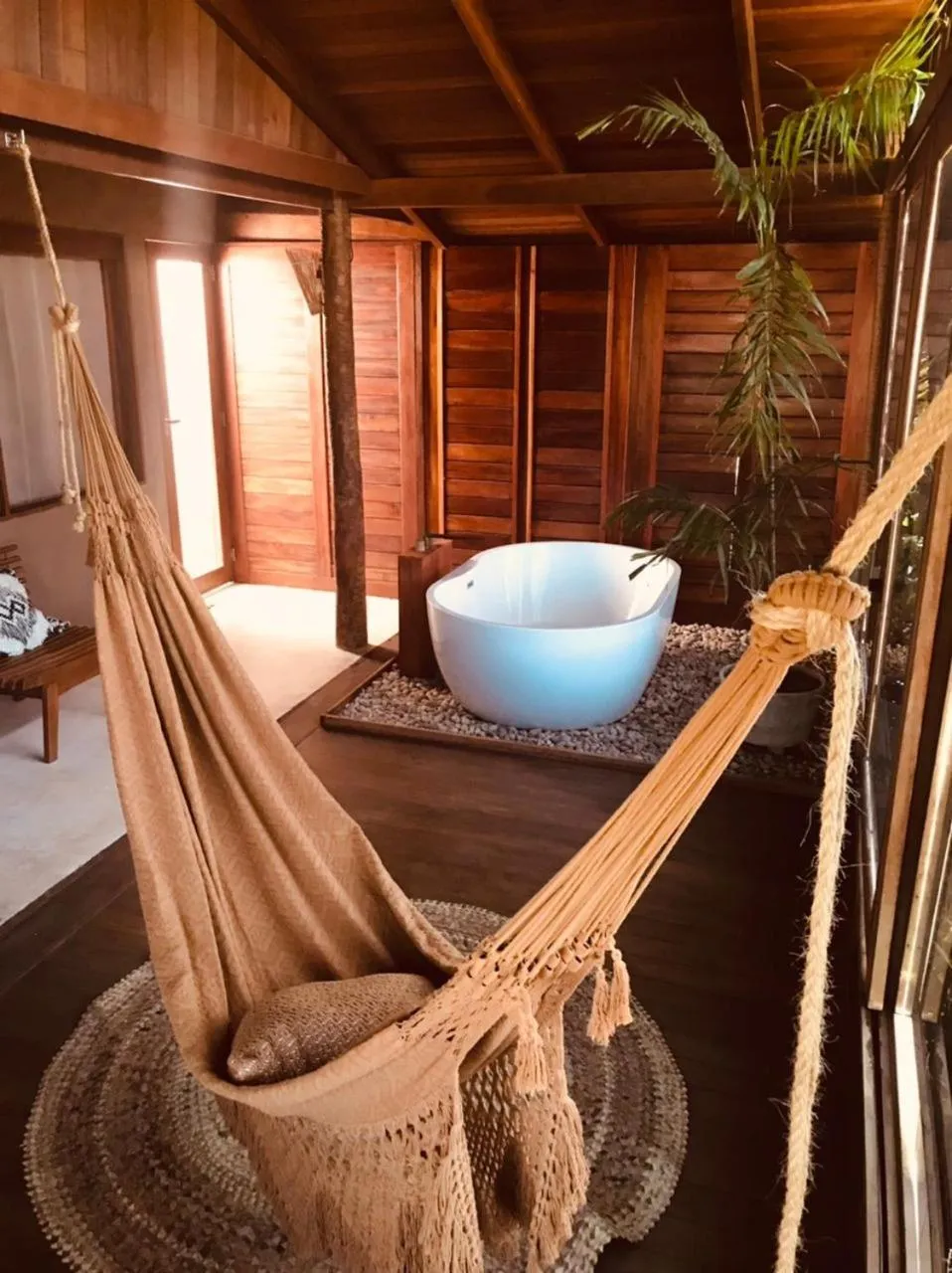 Bathroom in Aloha Village Bangalôs