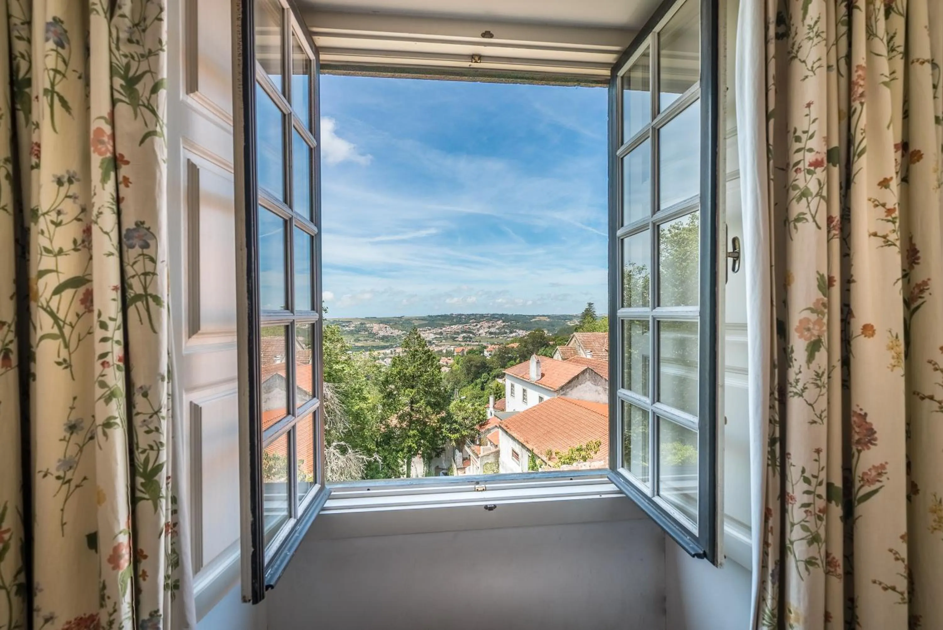 Day in Lawrences Hotel