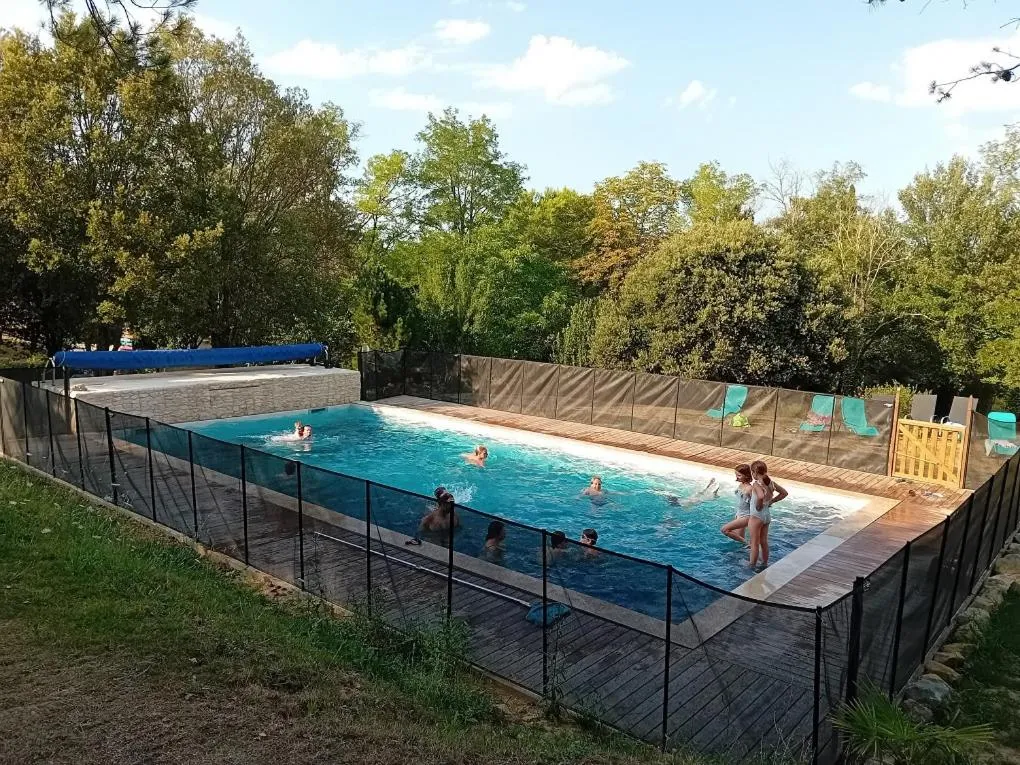 Swimming pool in Domaine La Sauzette