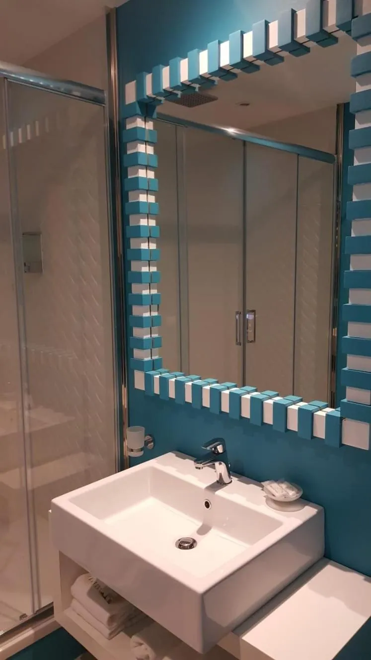 Bathroom in Sorrento ResArt Suite