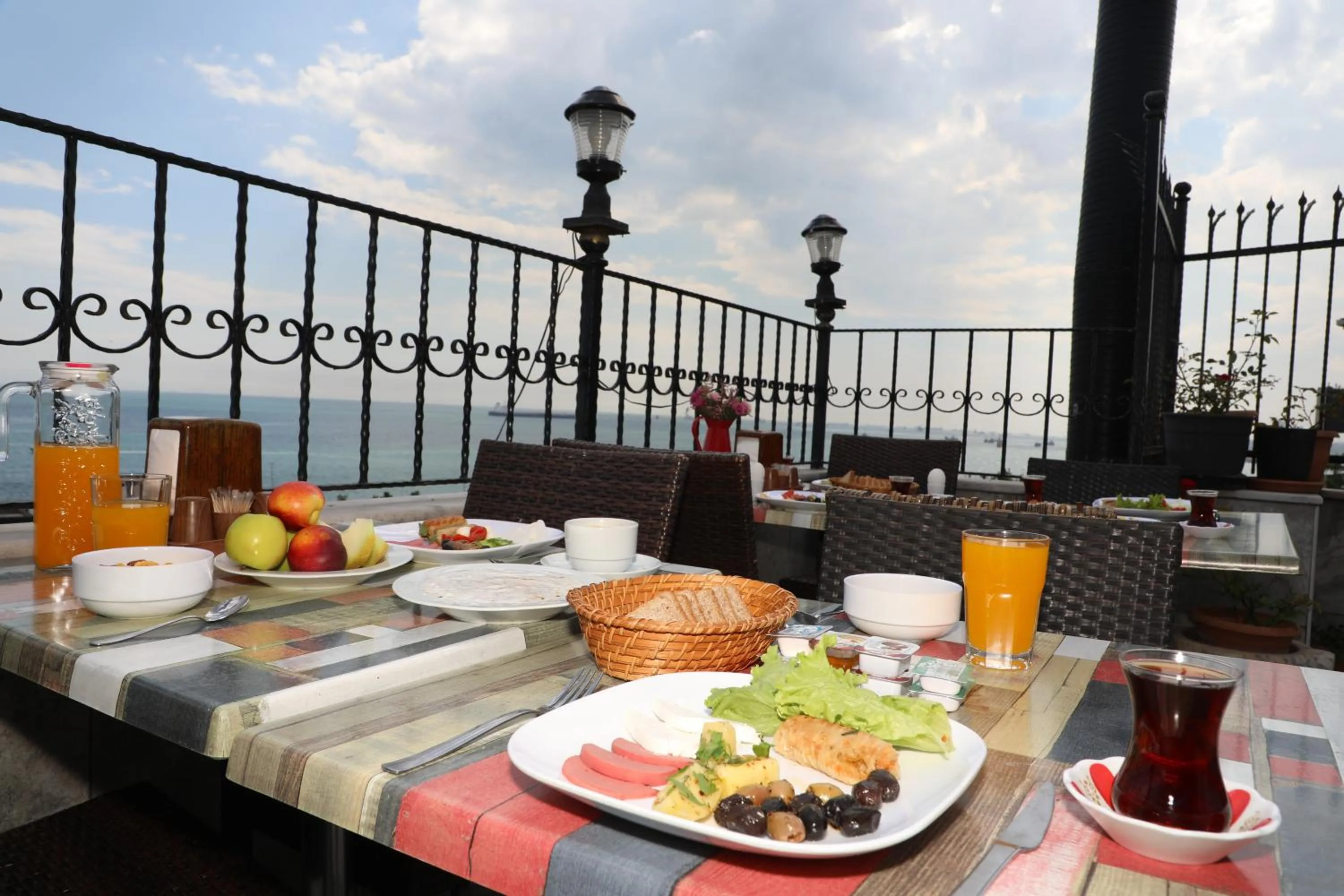 Balcony/Terrace in Seahouse Suites