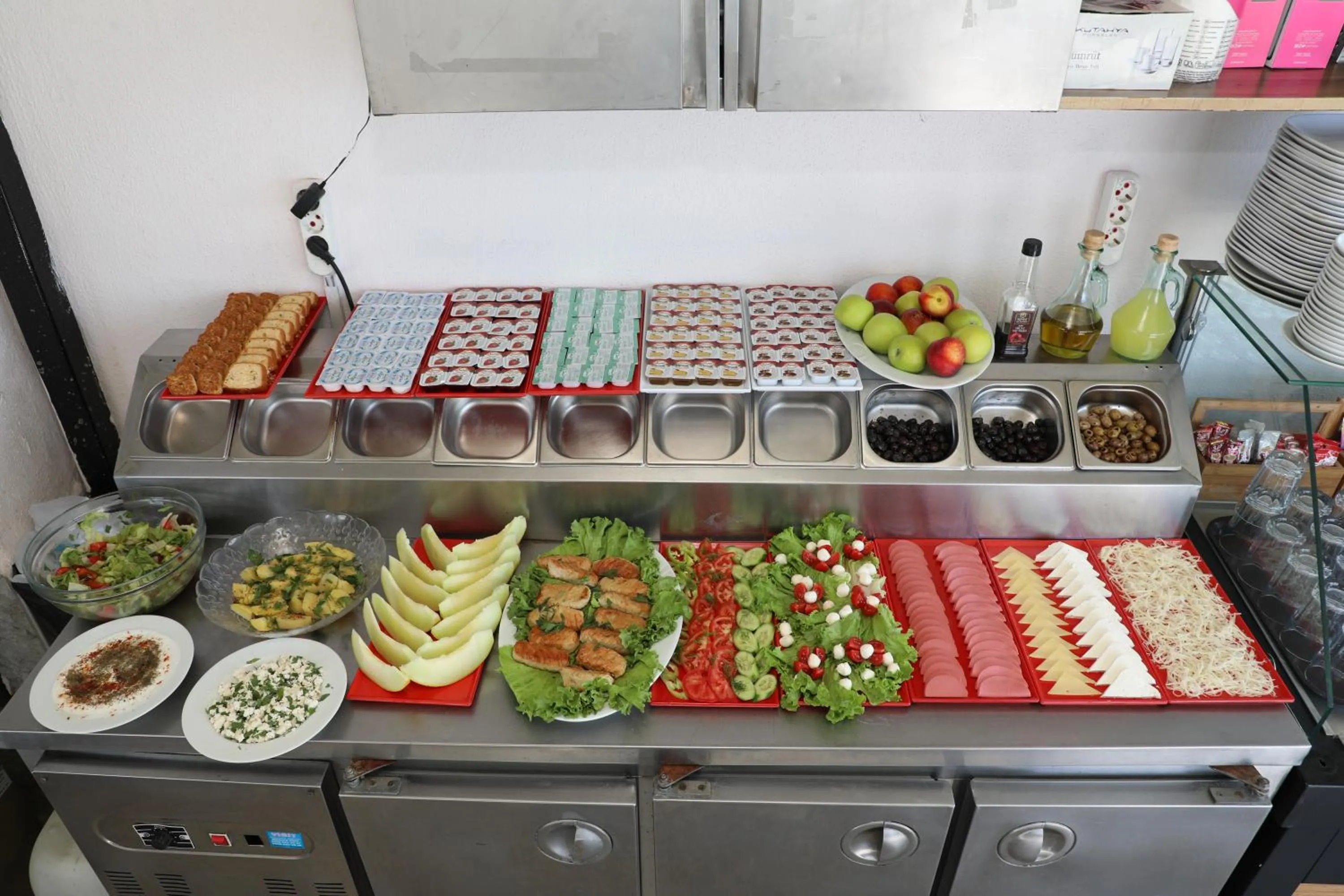 Food and drinks in Seahouse Suites