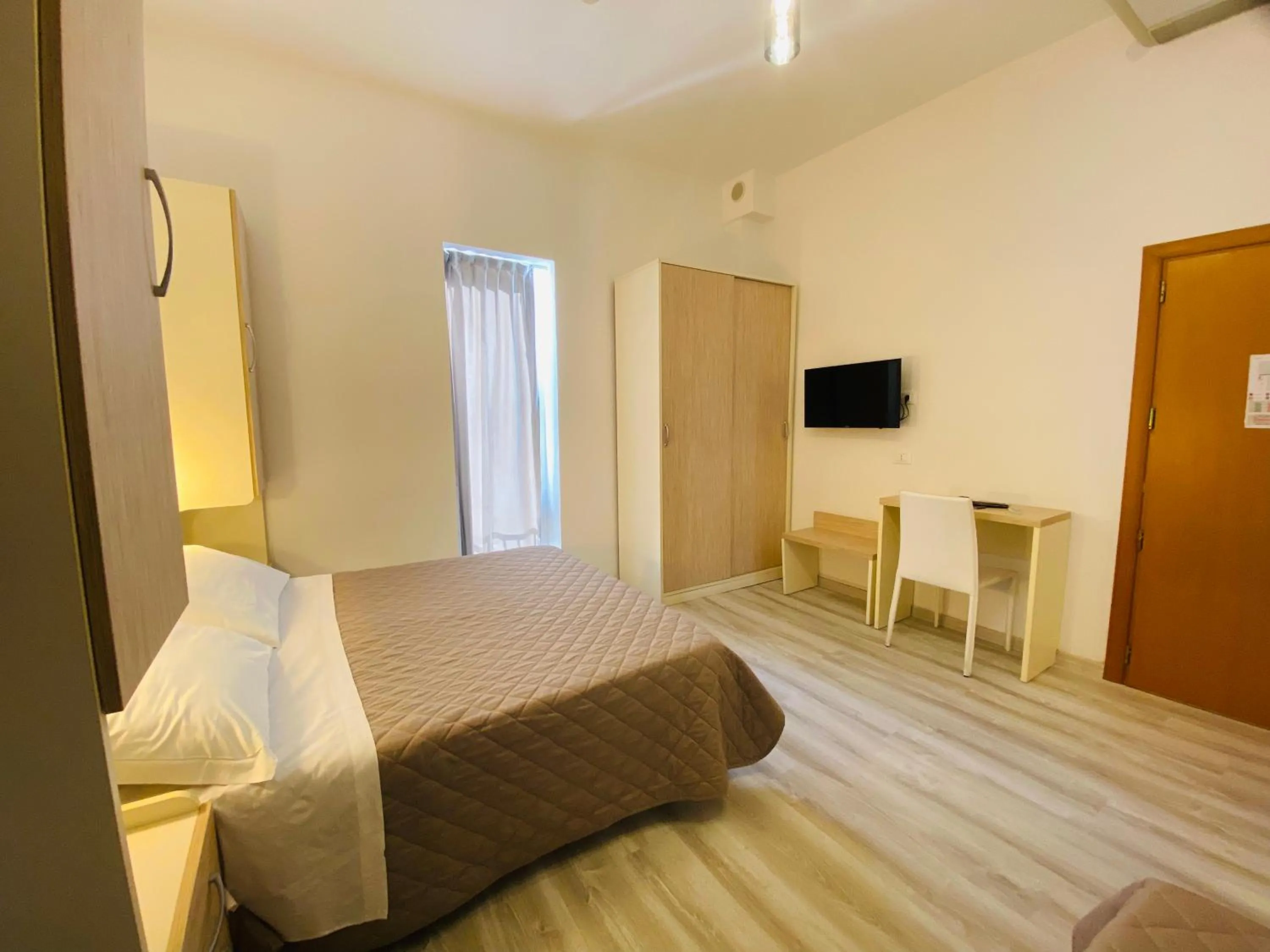 Bedroom, Bed in Hotel Butterfly Wellness & Spa