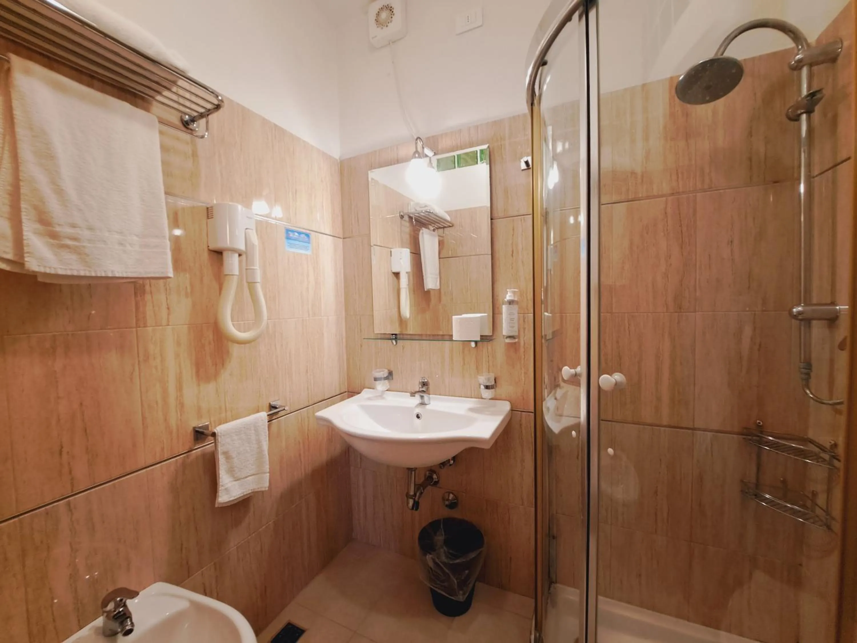 Bathroom in Hotel Butterfly Wellness & Spa