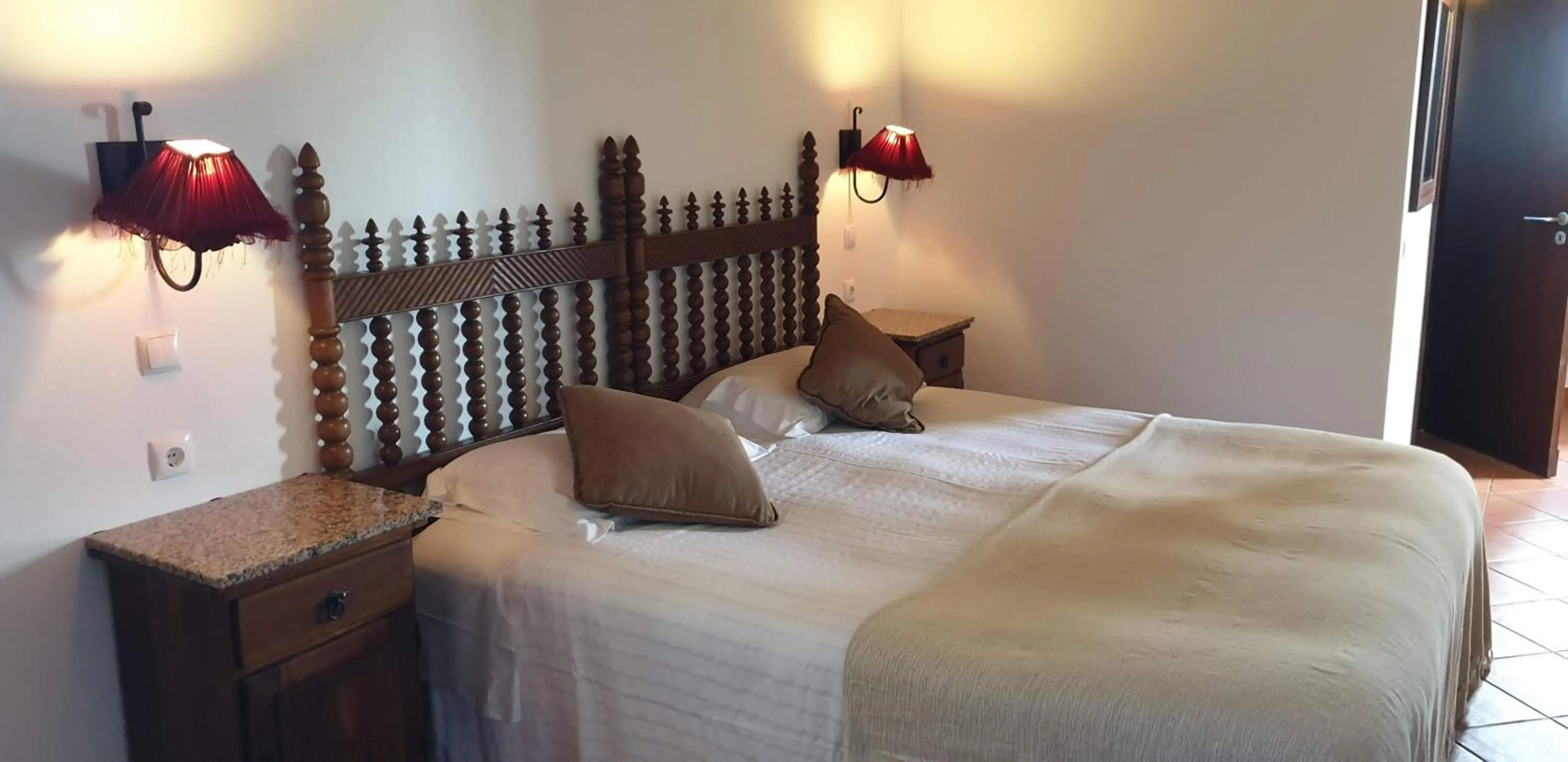 Bed in Quinta do Mar - Country & Sea Village