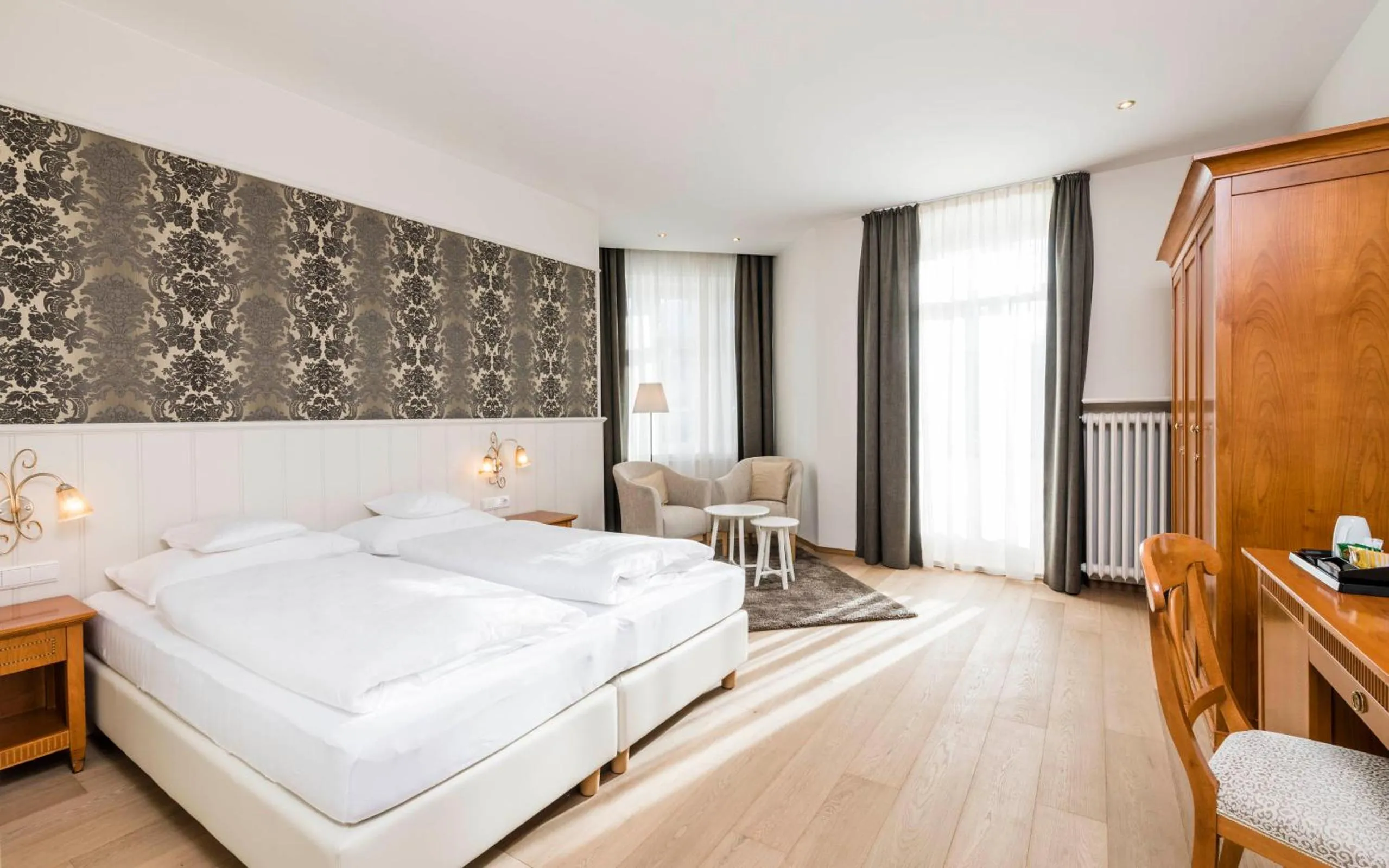 Decorative detail, Bed in Hotel Villa Kastelruth