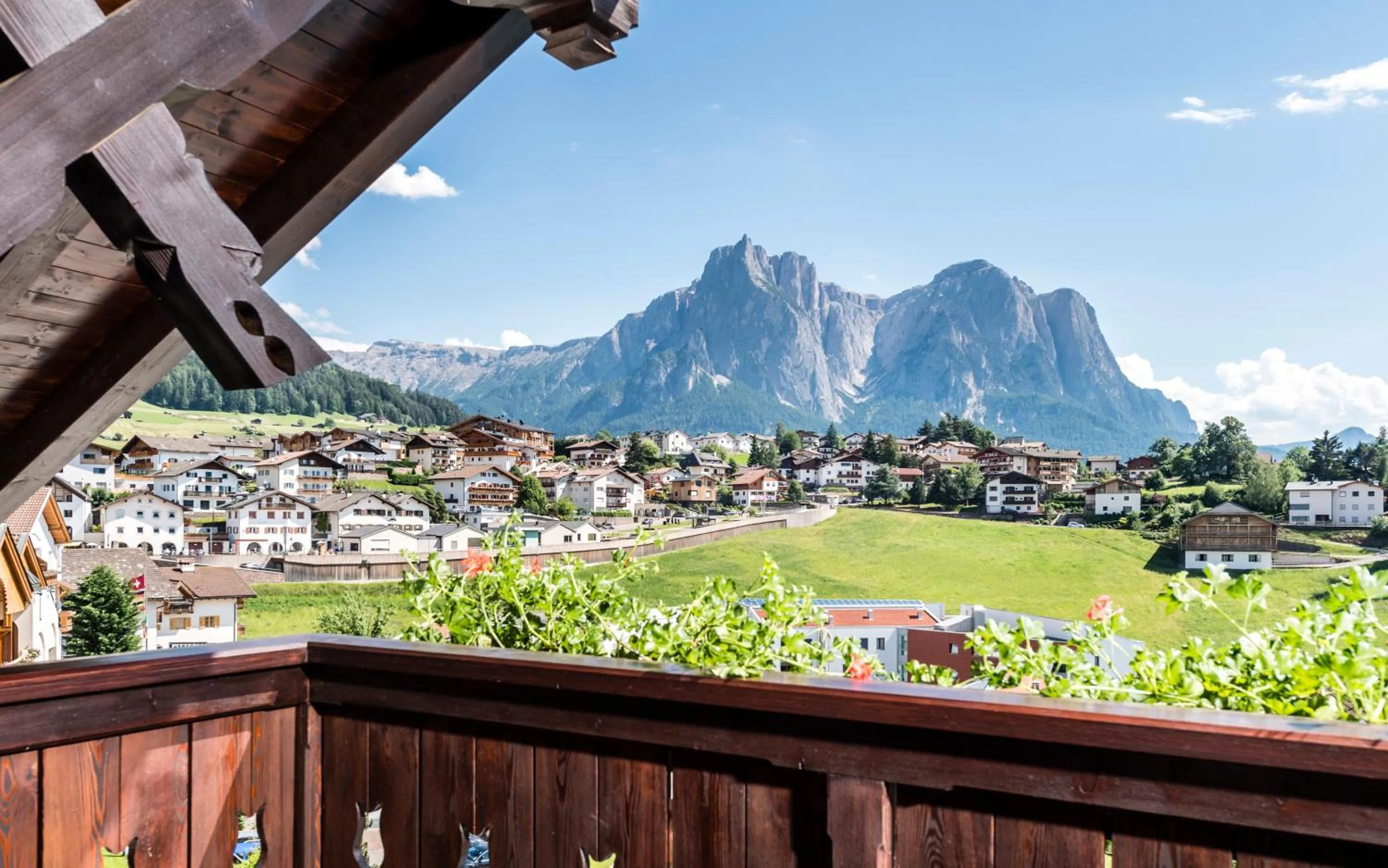 Property building in Hotel Villa Kastelruth