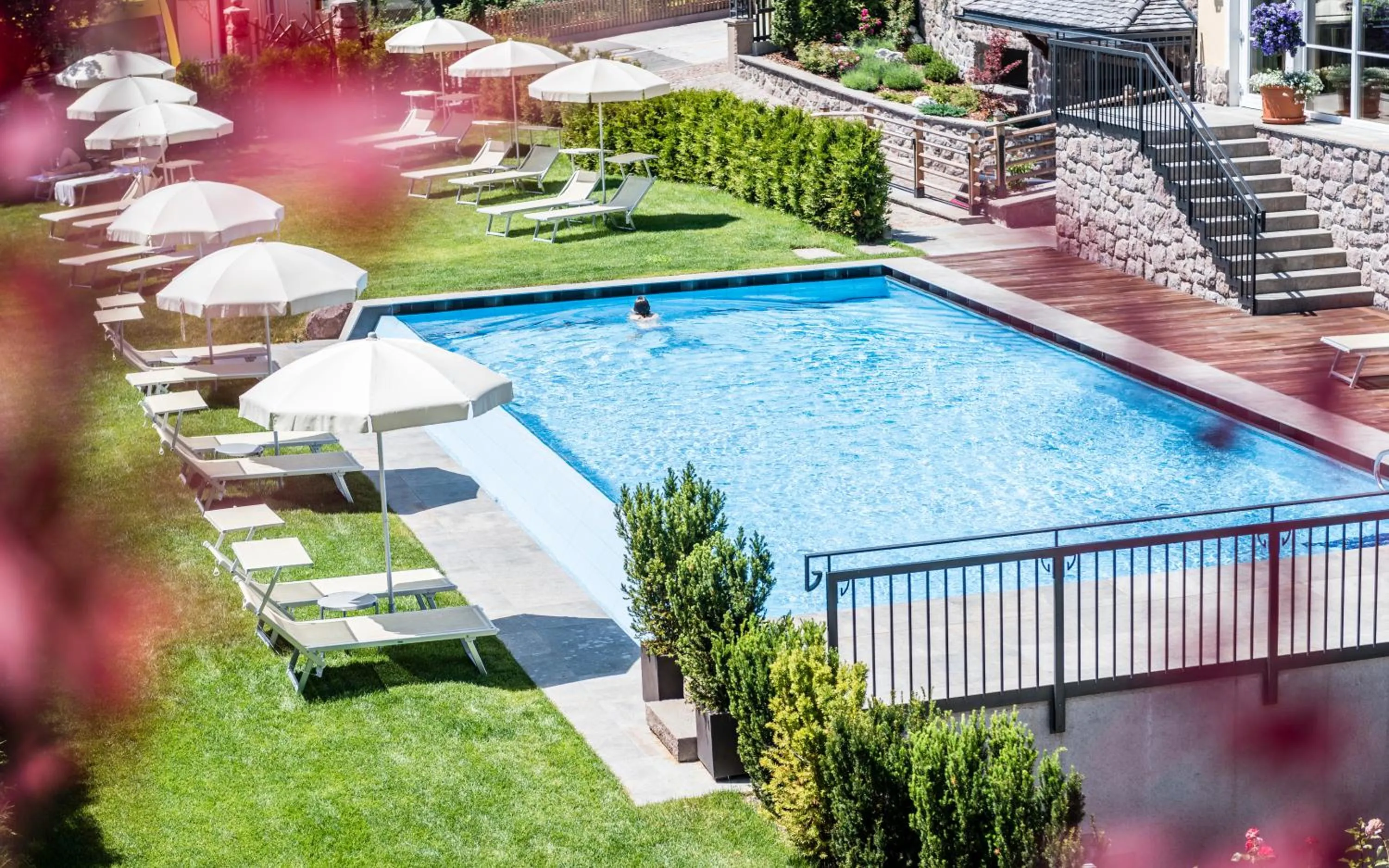 Swimming pool in Hotel Villa Kastelruth