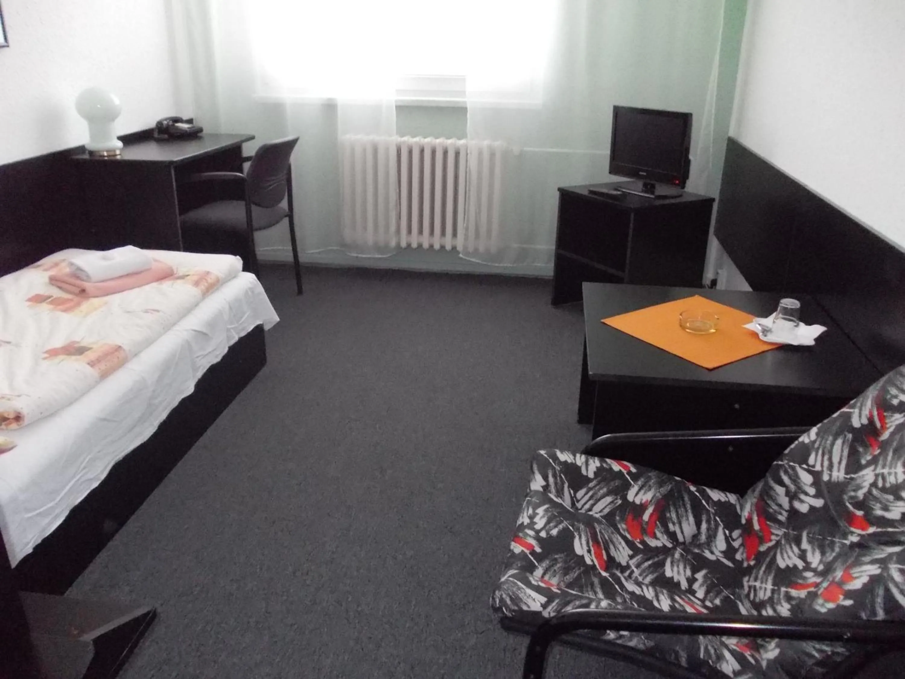 Photo of the whole room, Bed in Hotel Milotel