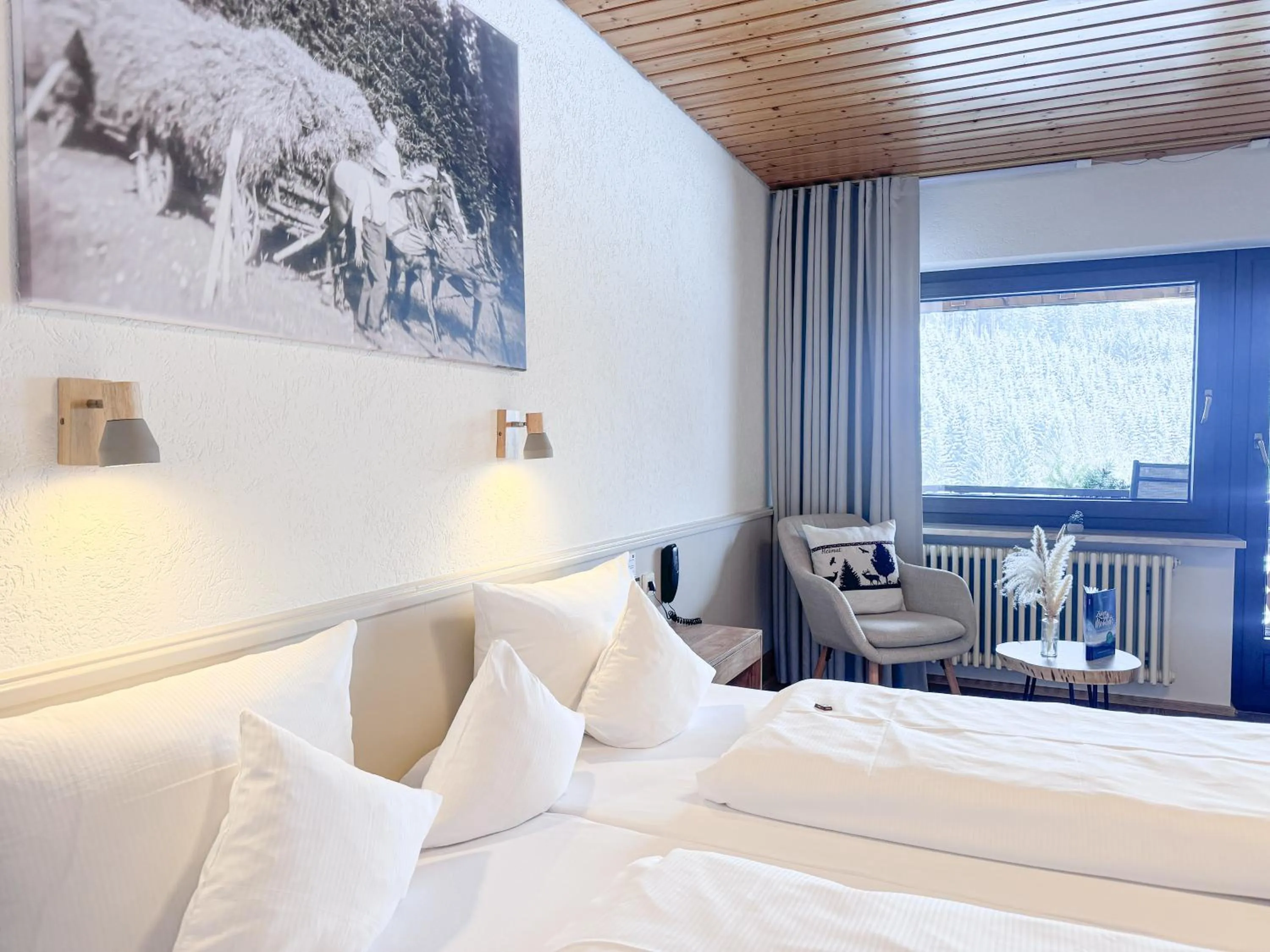 Photo of the whole room, Bed in Landgasthof Jostalstüble