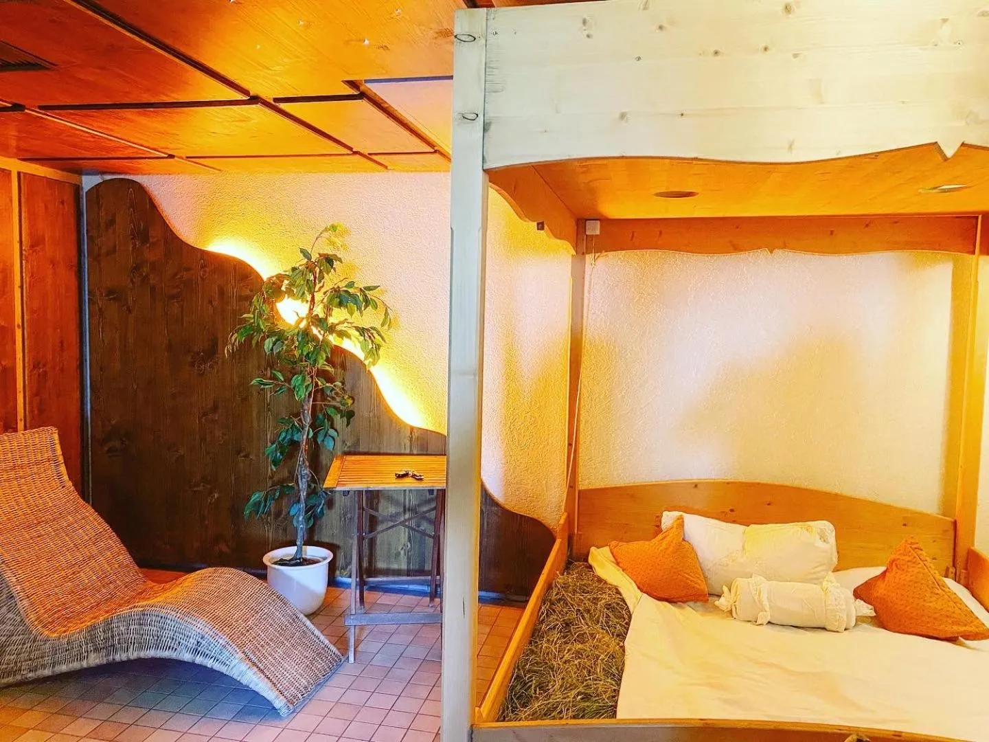 Sauna, Bed in Landgasthof Jostalstüble