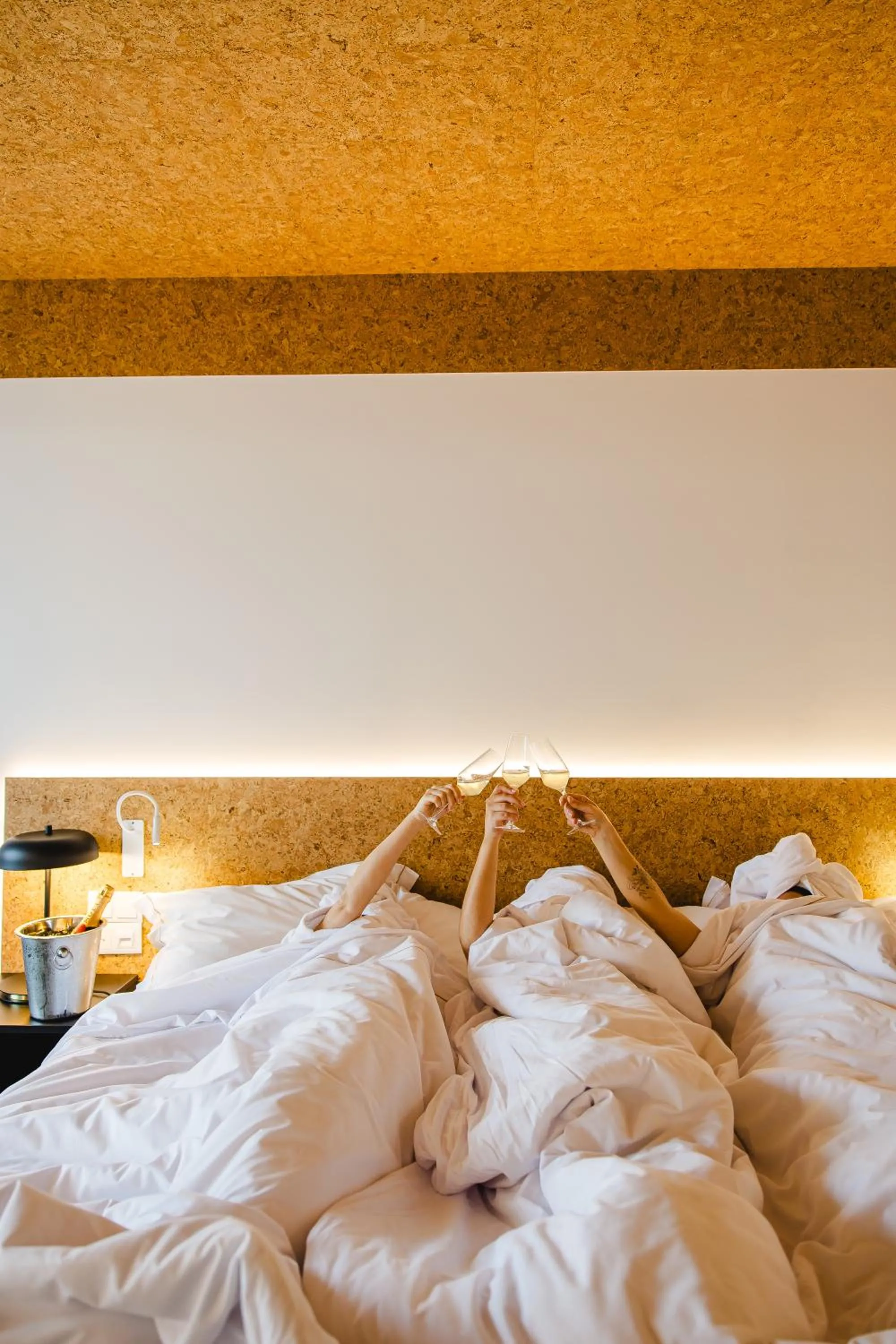 People, Bed in Canadiano Urban Nature Hotel