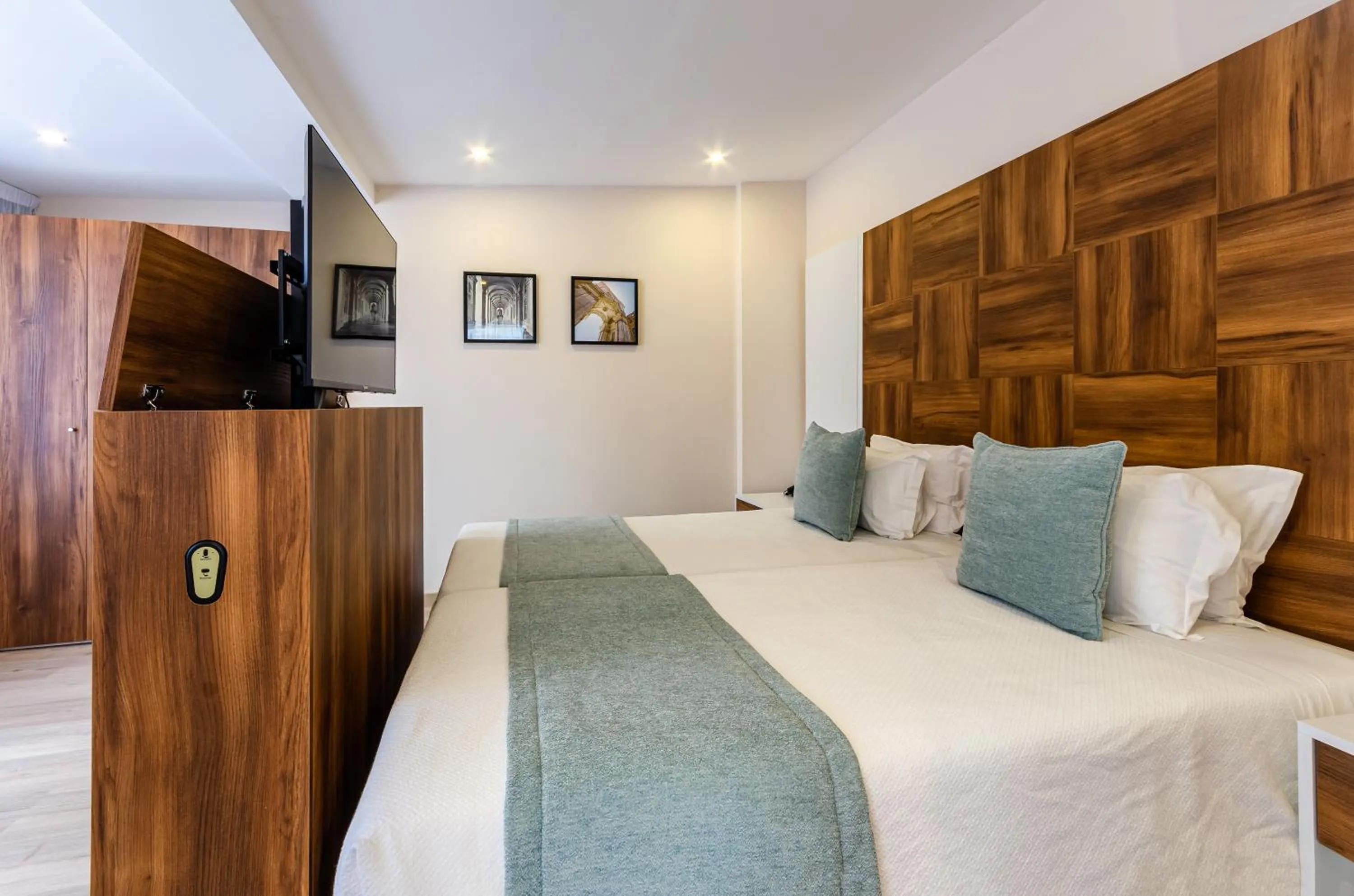 Bed in Hotel Avenida Park