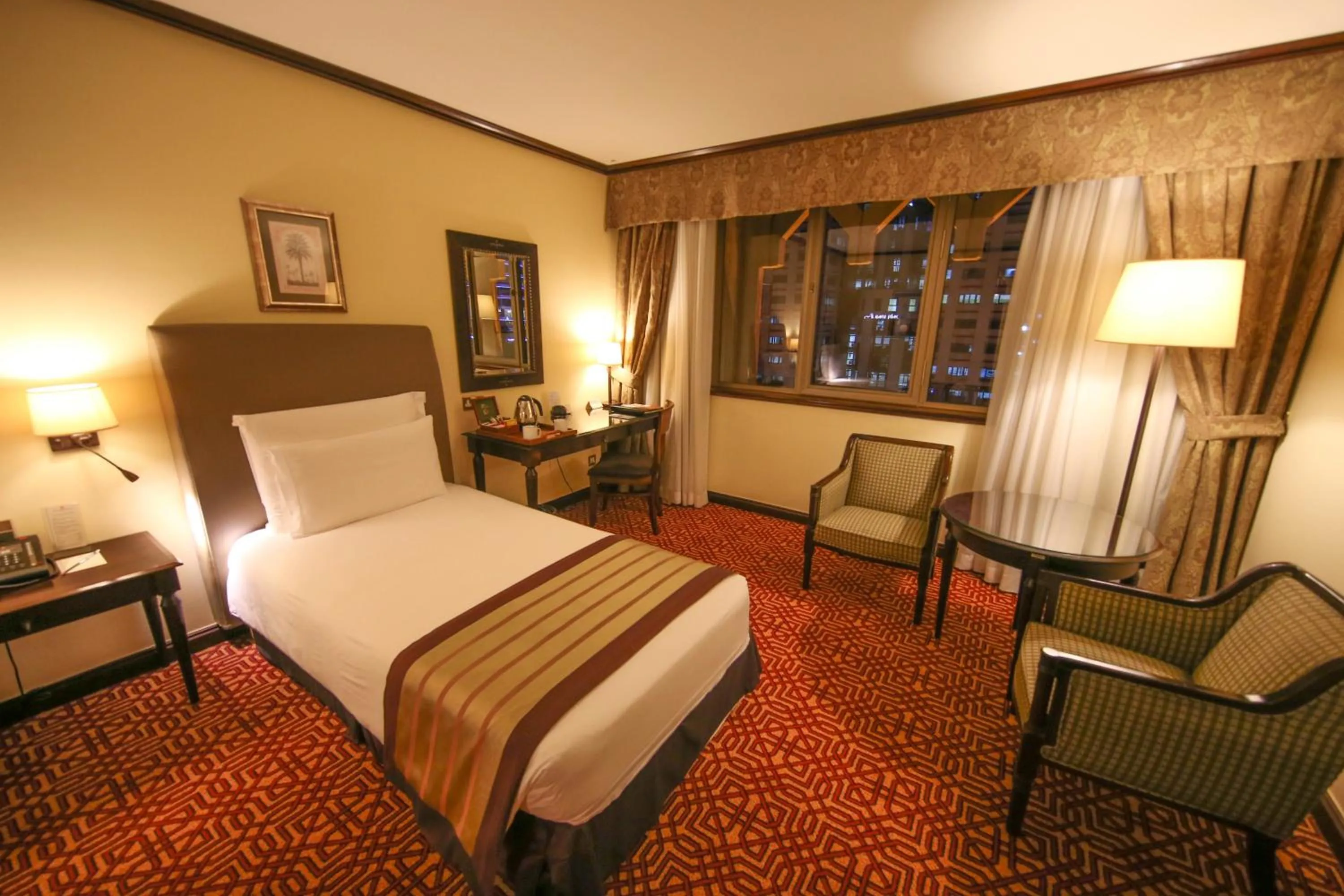 Coffee/tea facilities, Bed in Dar es Salaam Serena Hotel