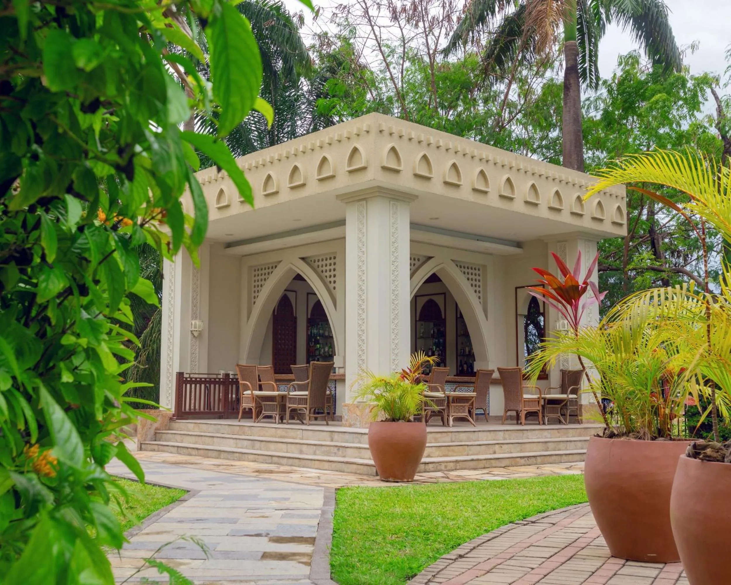 Lounge or bar in Dar es Salaam Serena Hotel
