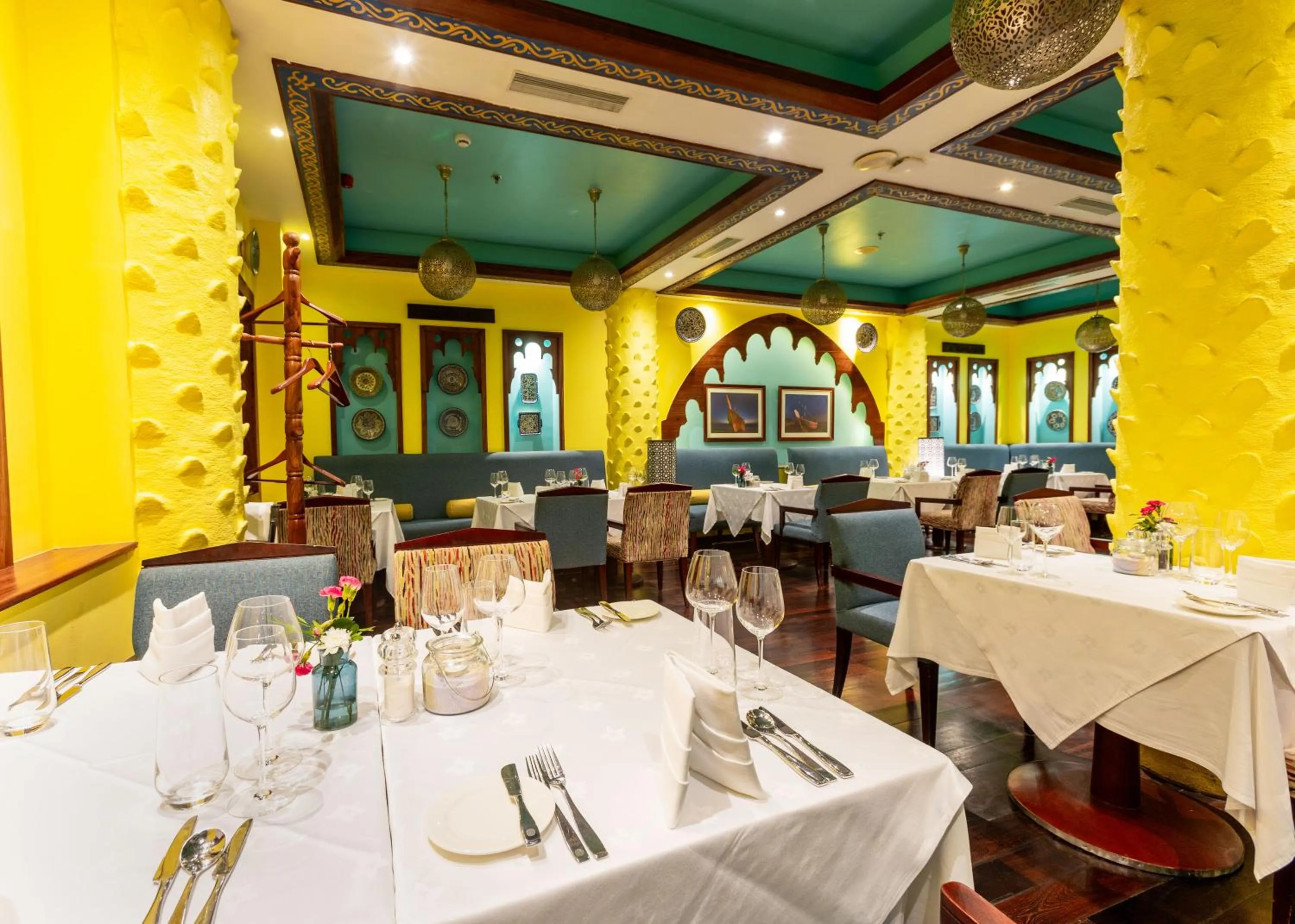 Restaurant/places to eat in Dar es Salaam Serena Hotel