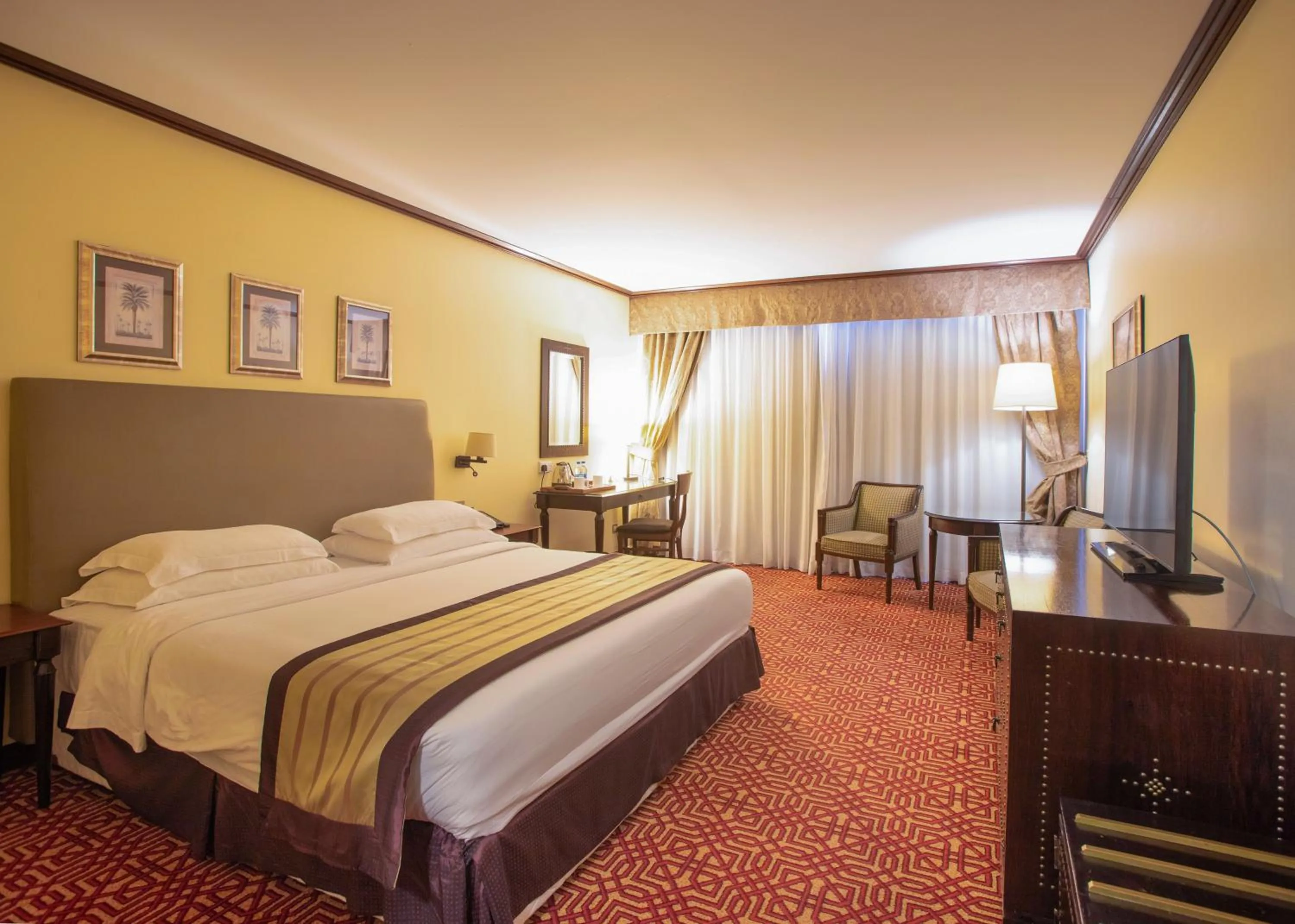 Bedroom, Bed in Dar es Salaam Serena Hotel