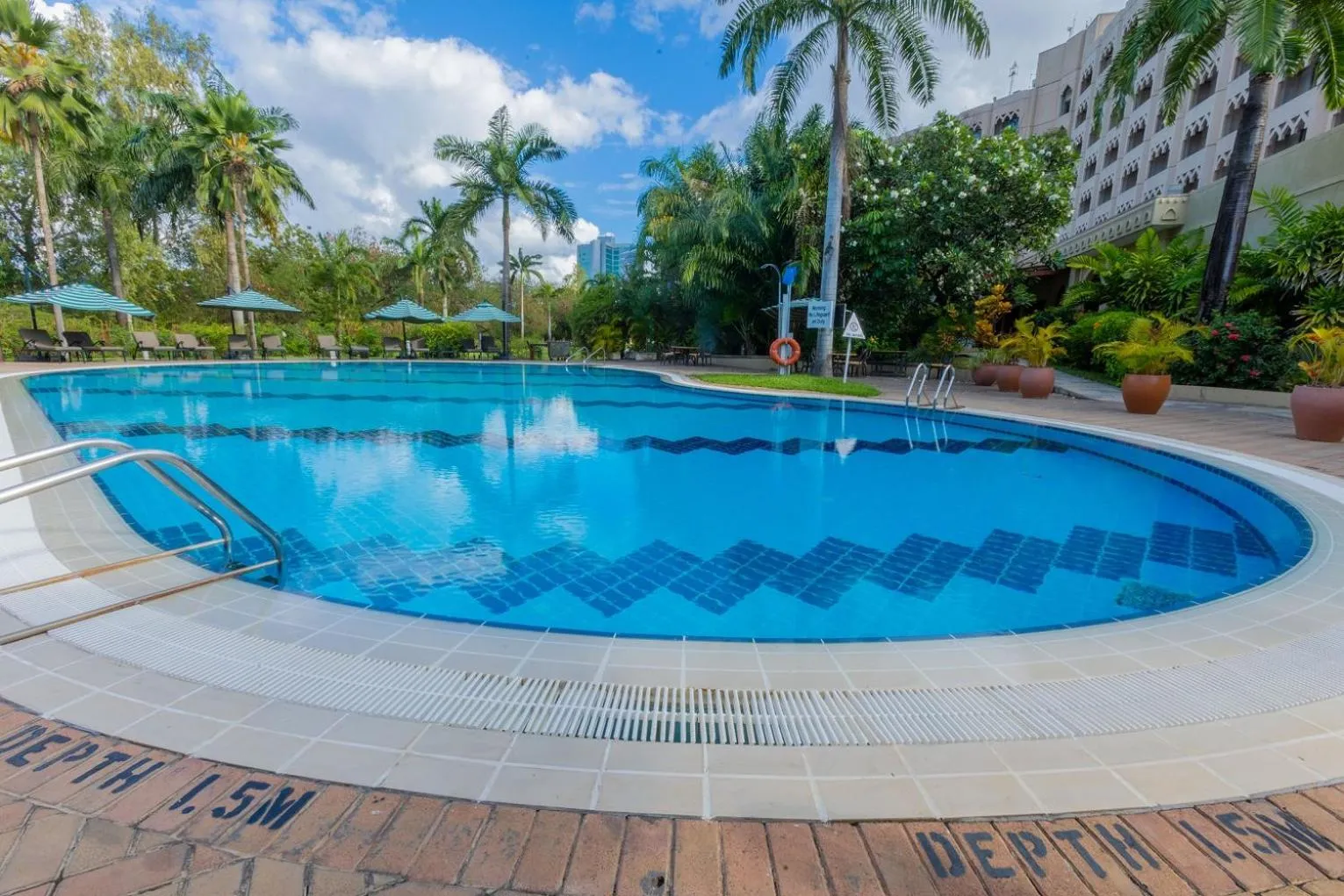 Pool view in Dar es Salaam Serena Hotel