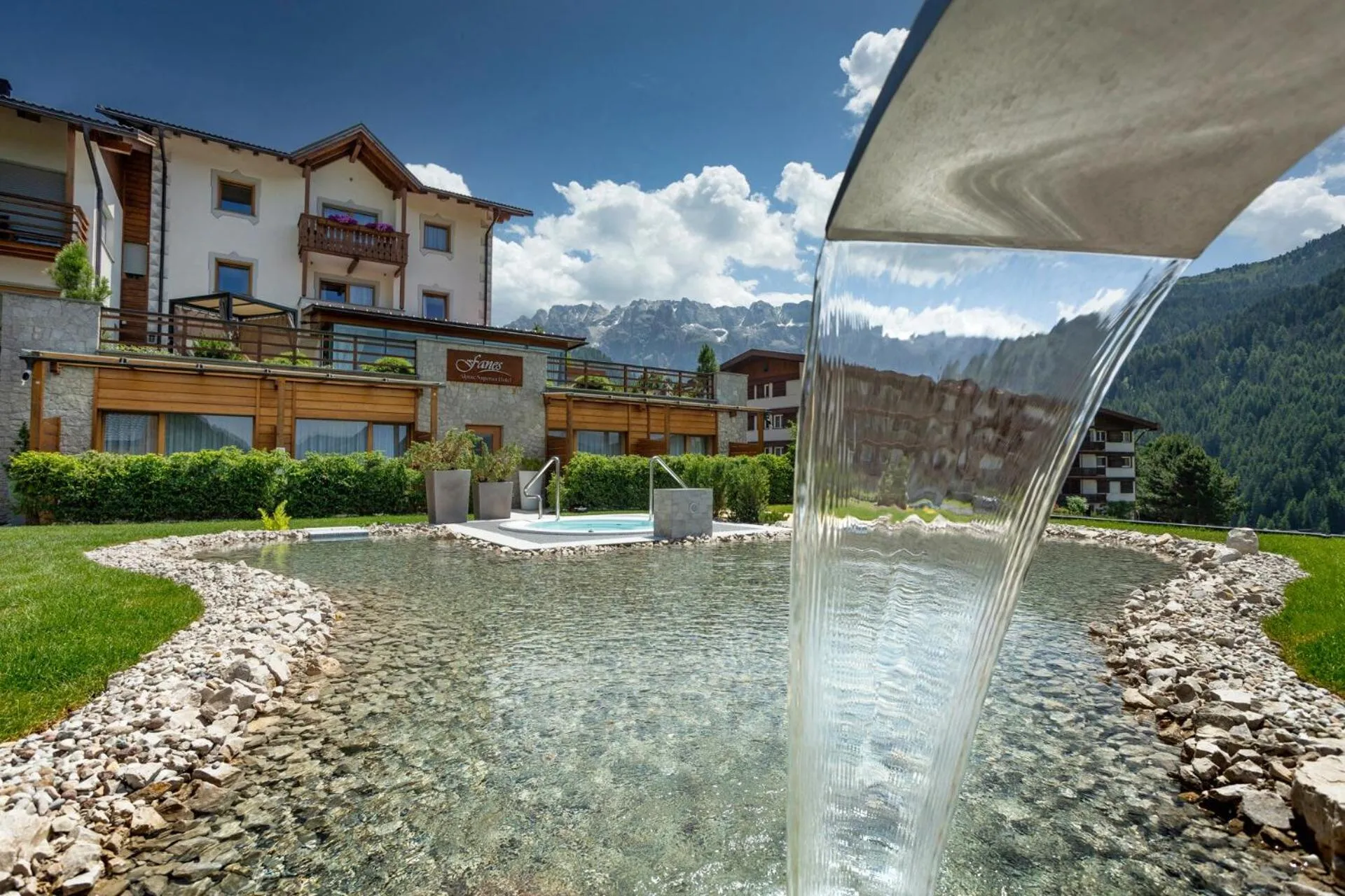 Property building in Hotel Fanes