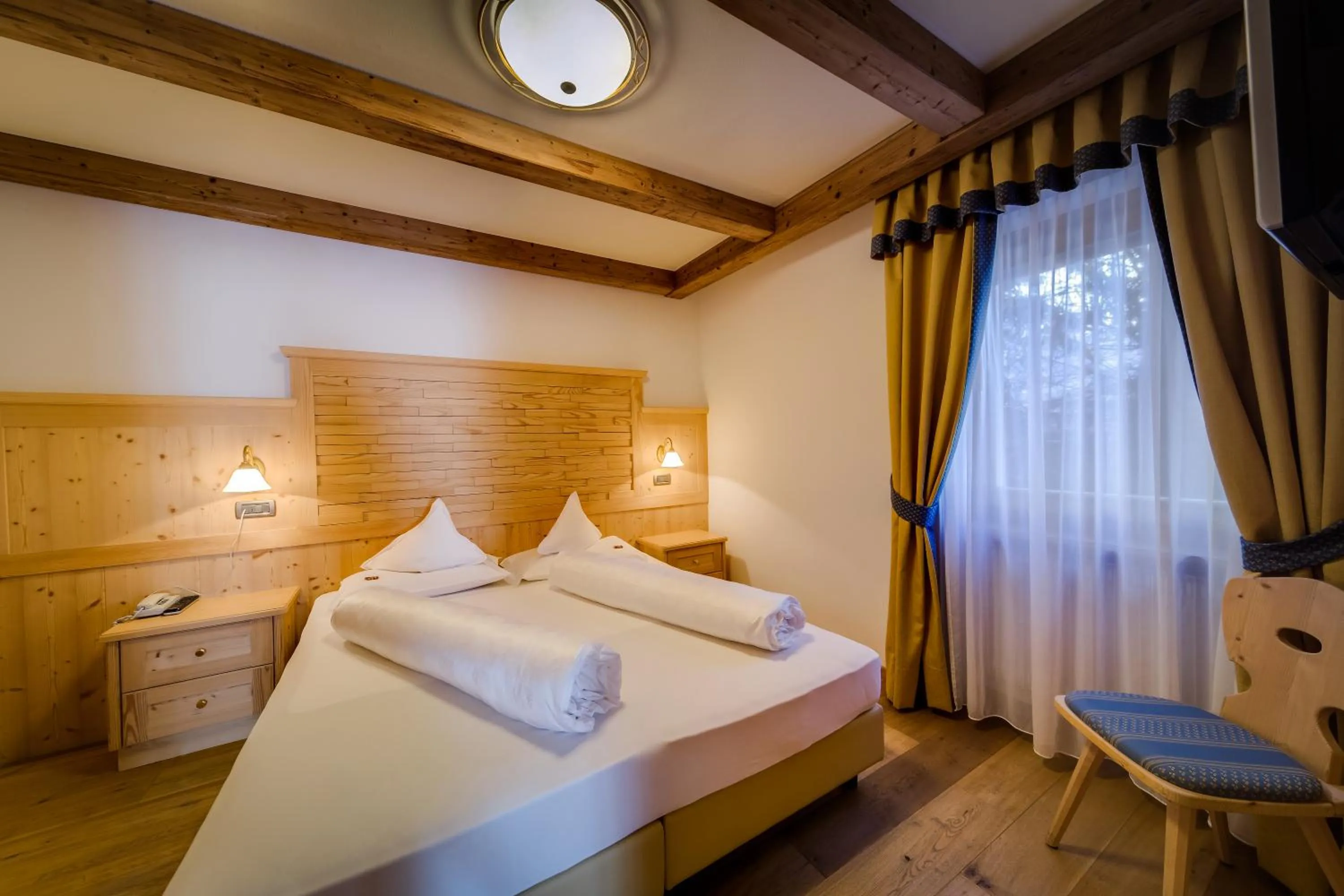 Photo of the whole room, Bed in Hotel Fanes