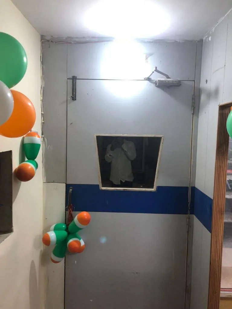 Bandra Dormitory Only for indian male