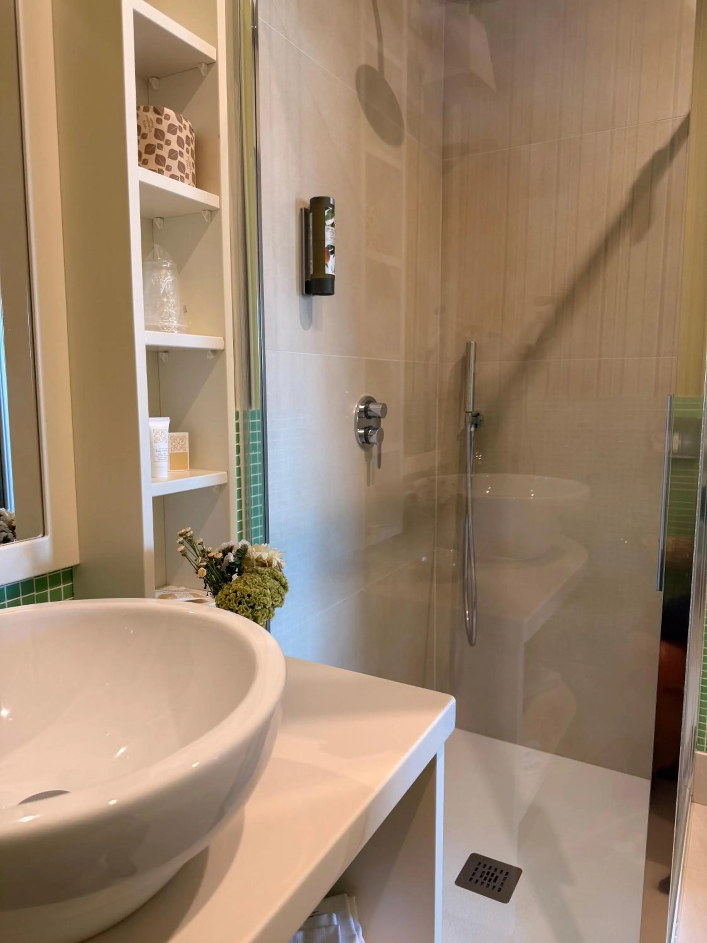 Bathroom in Hotel Residence Il Porto