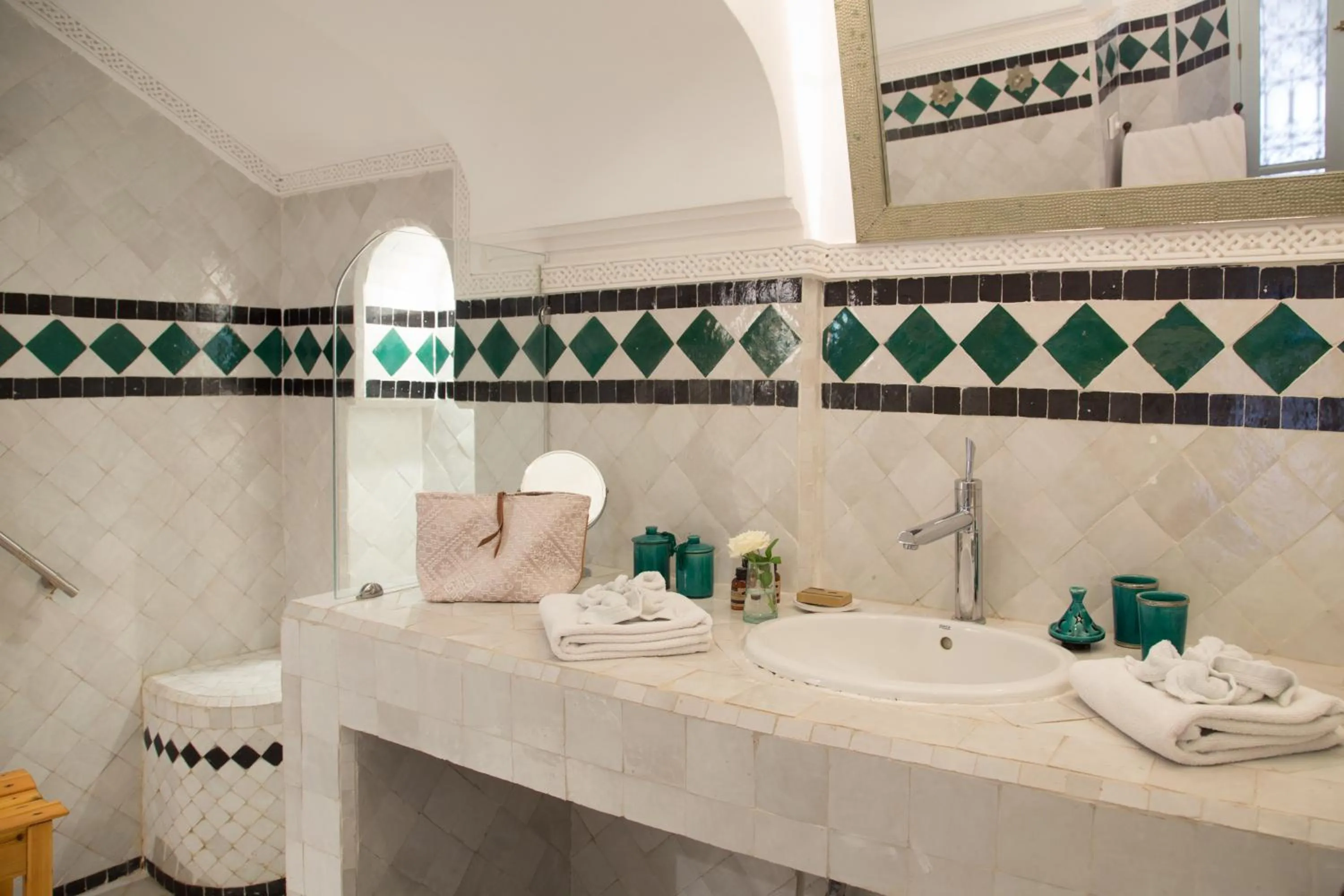 Bathroom in Riad Olema et Spa