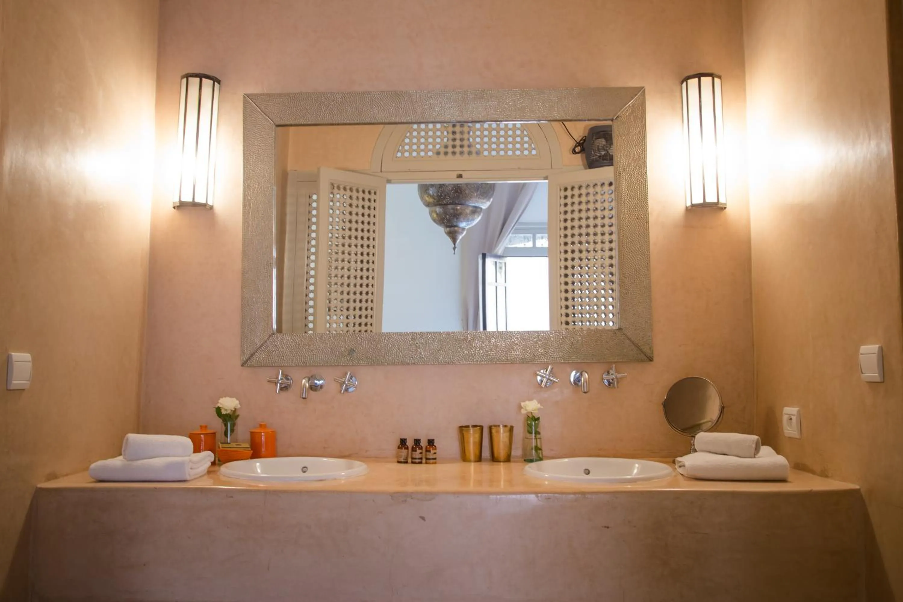 Bathroom in Riad Olema et Spa