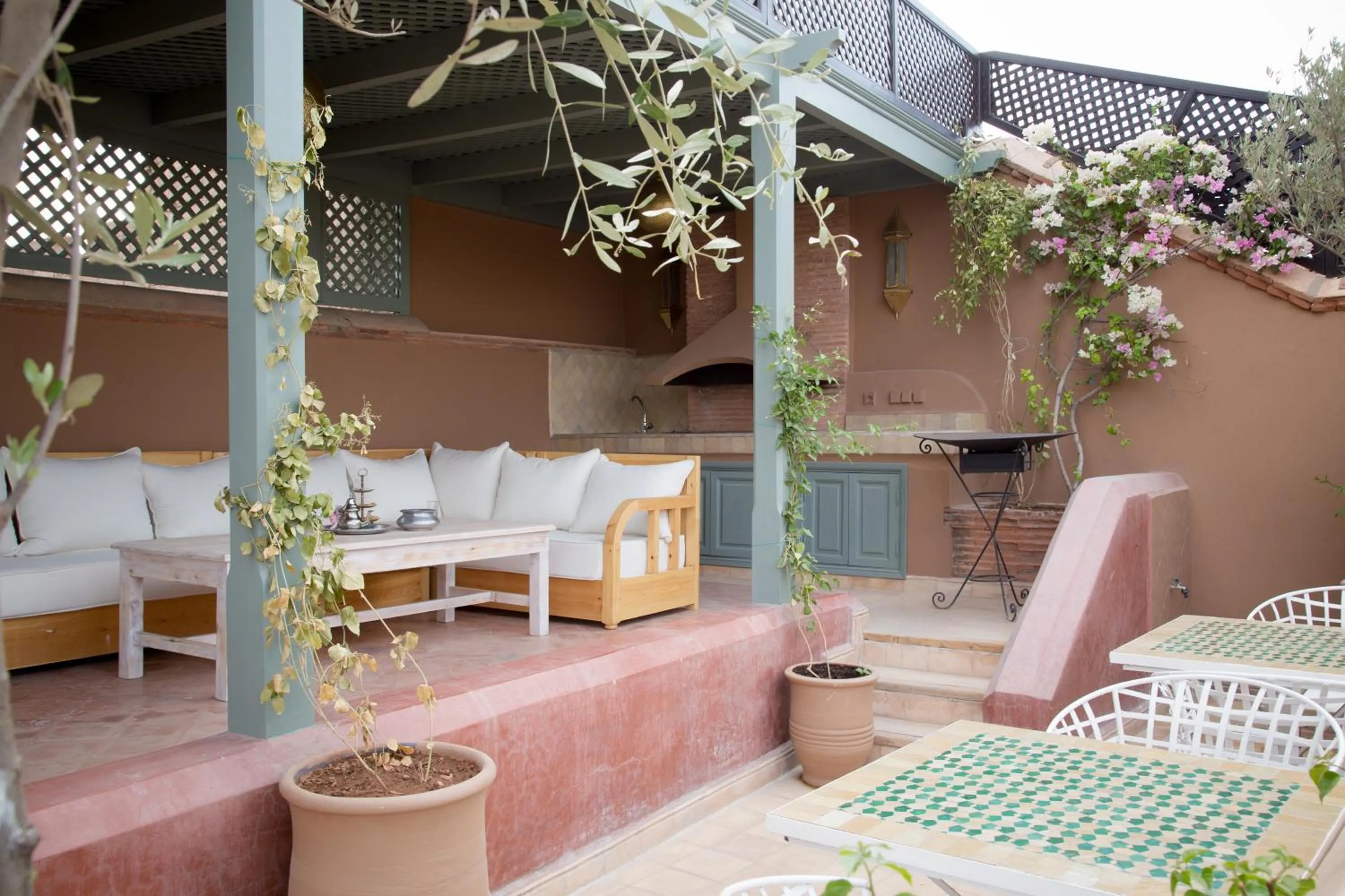 Restaurant/places to eat in Riad Olema et Spa