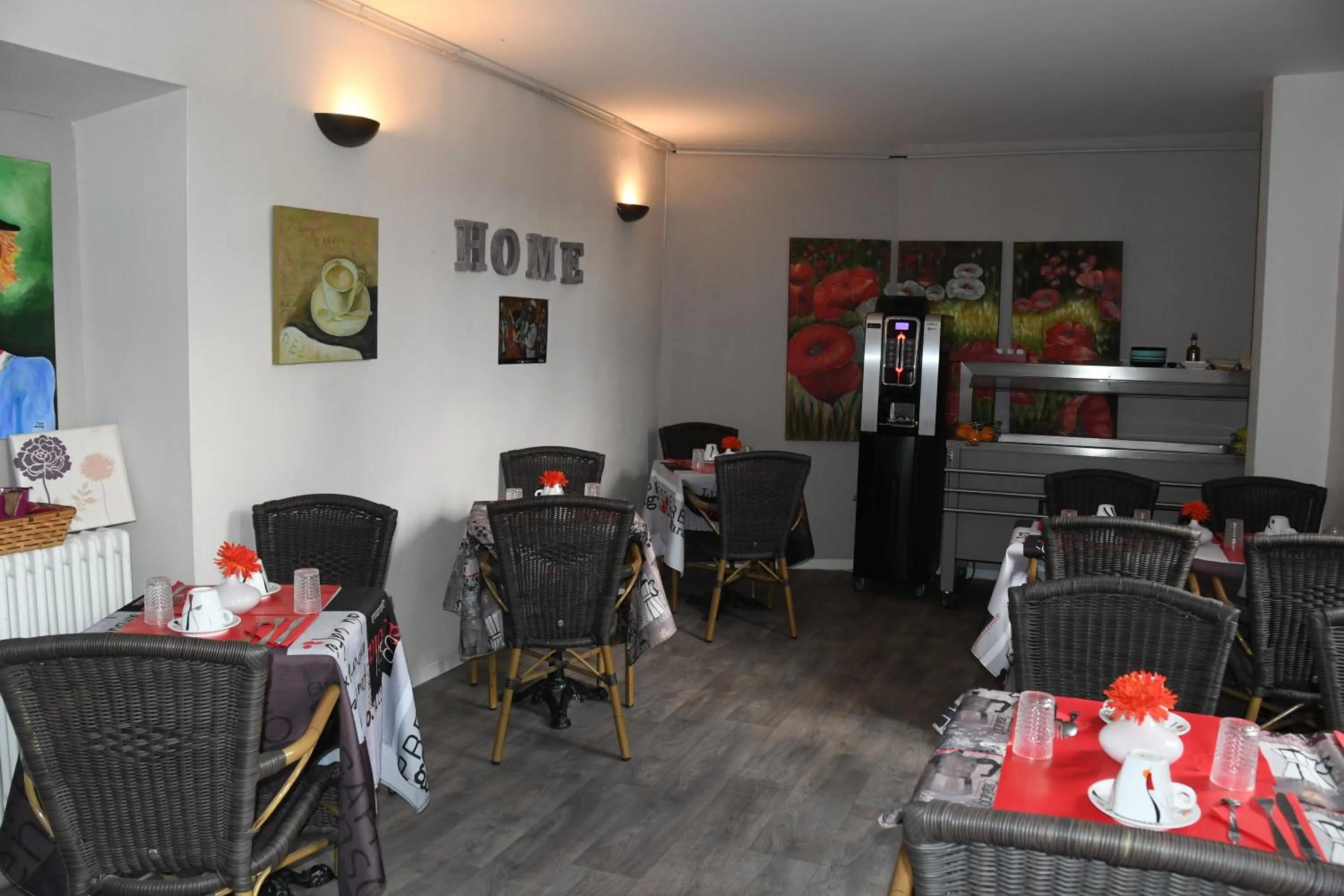 Breakfast in Le Cérétan Hôtel