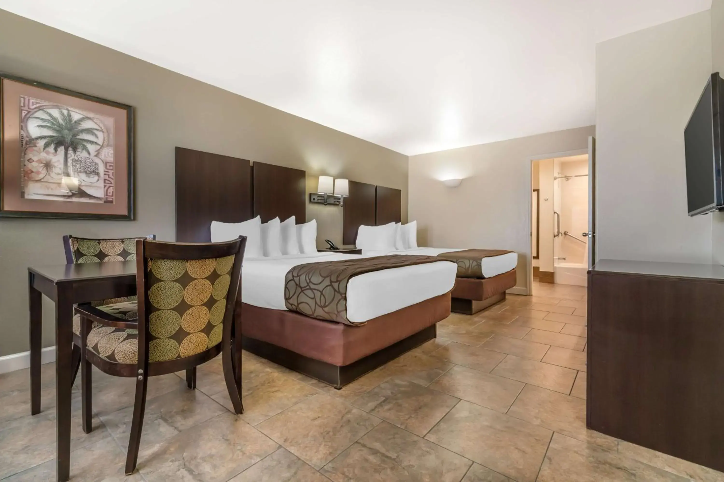 Queen Room with Two Queen Beds and Bath Tub - Mobility Accessible in Best Western Padre Island Queen Room with Two Queen Beds and Bath Tub - Mobility Accessible in Best Western Padre Island