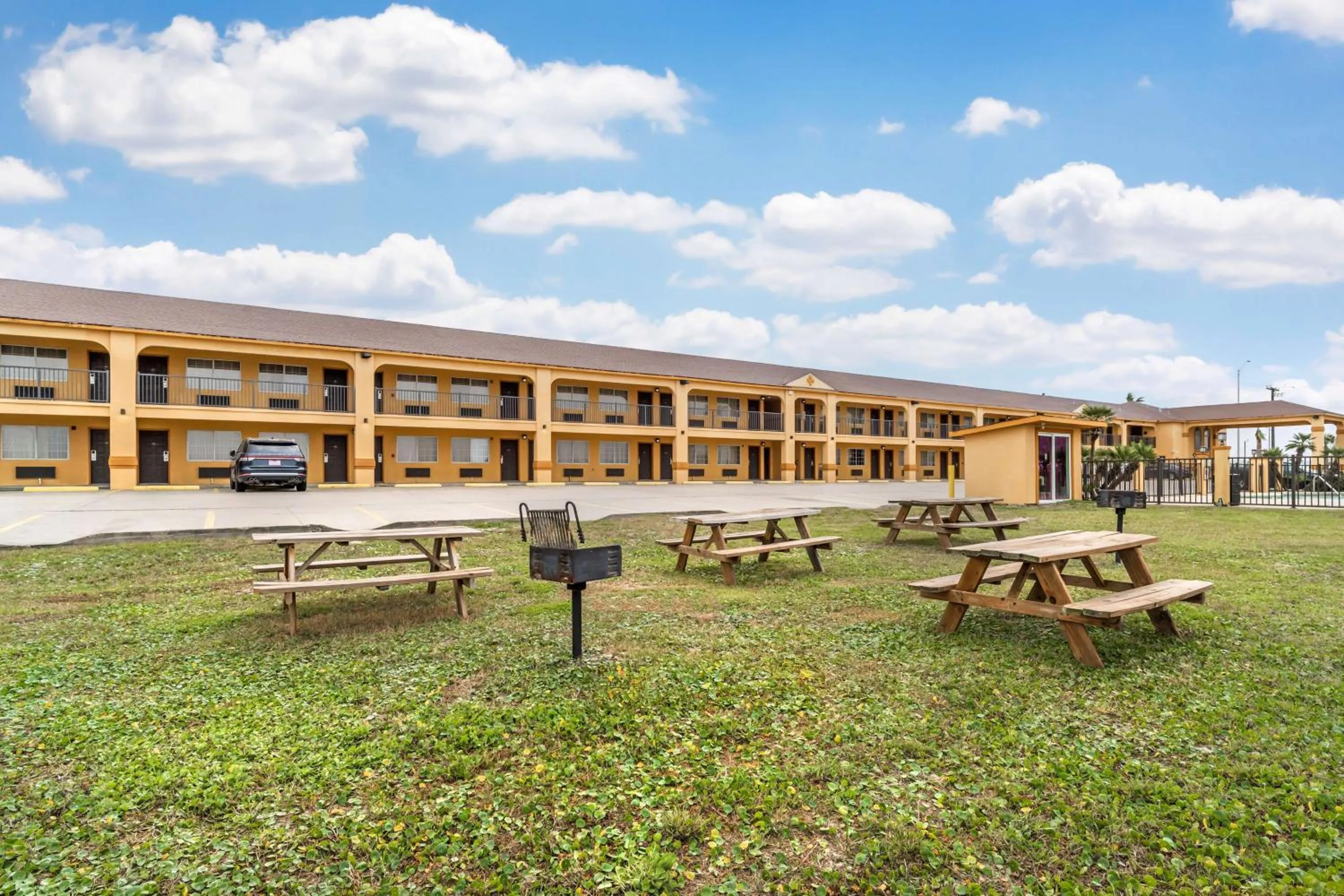 Property building in Best Western Padre Island