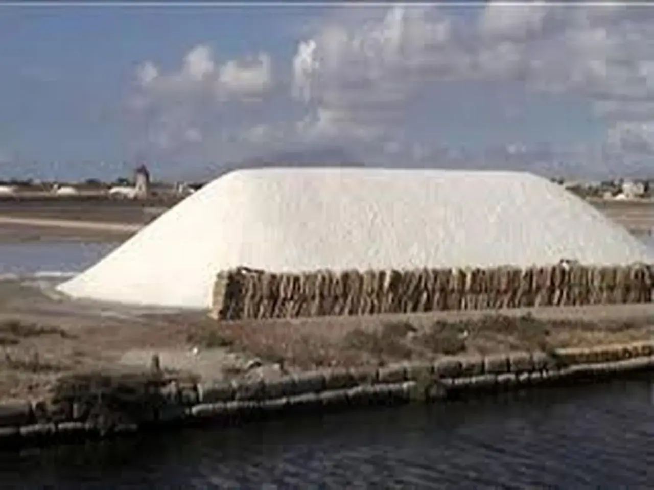 Double Room with Private Bathroom in B&B Le Saline Bed & Breakfast Double Room with Private Bathroom in B&B Le Saline Bed & Breakfast