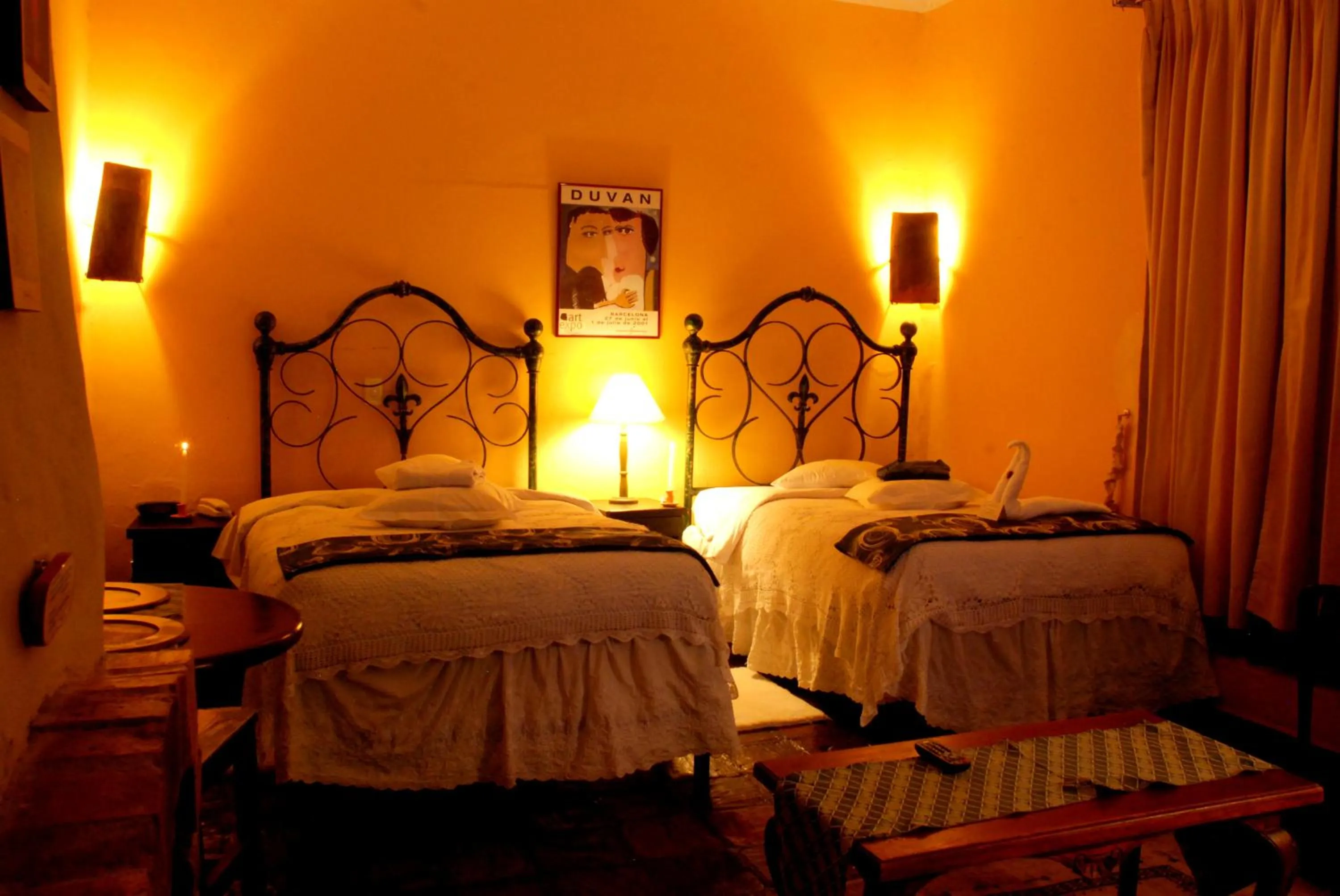 Photo of the whole room, Bed in Hotel La Posada de San Antonio