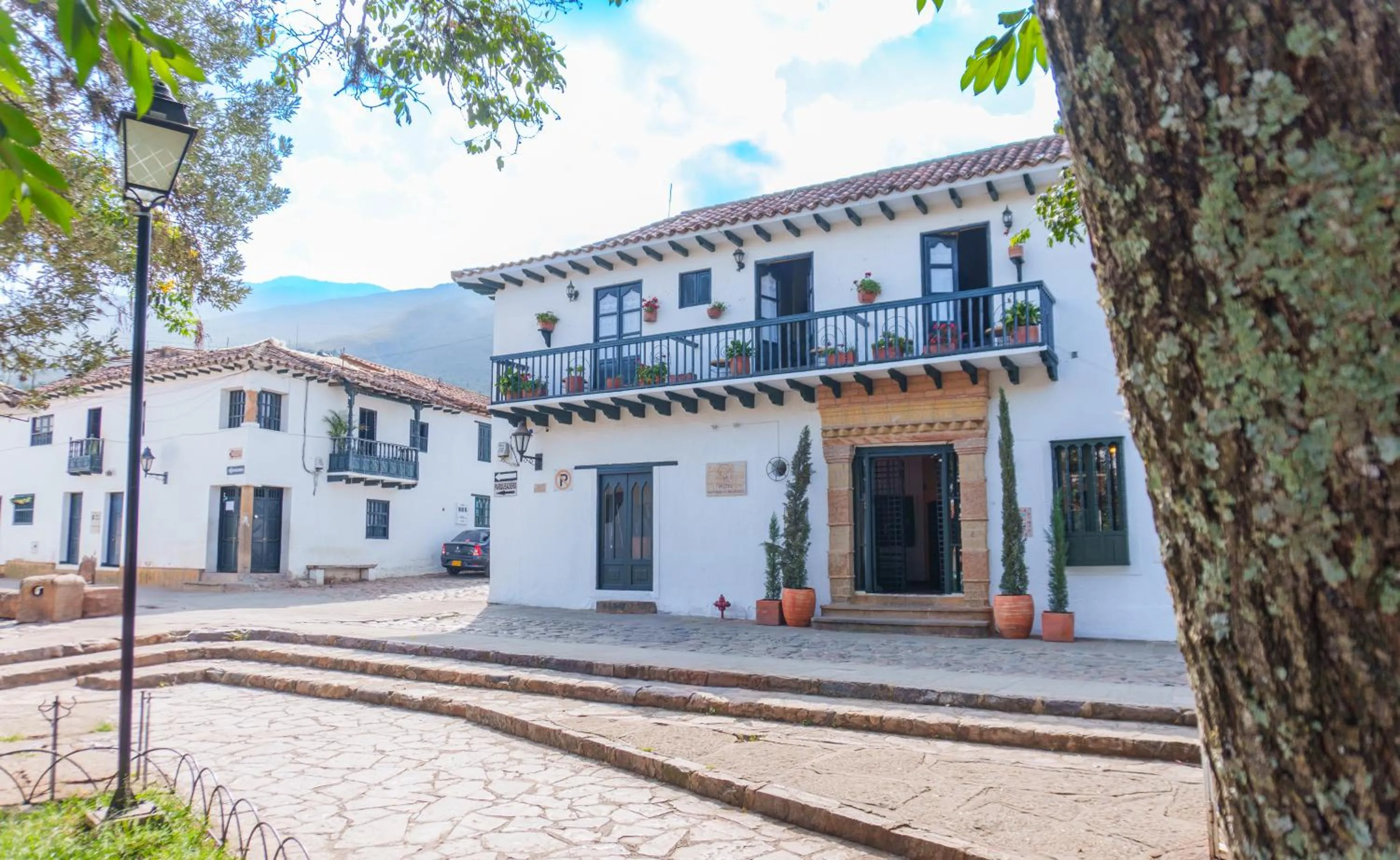 Property building in Hotel La Posada de San Antonio