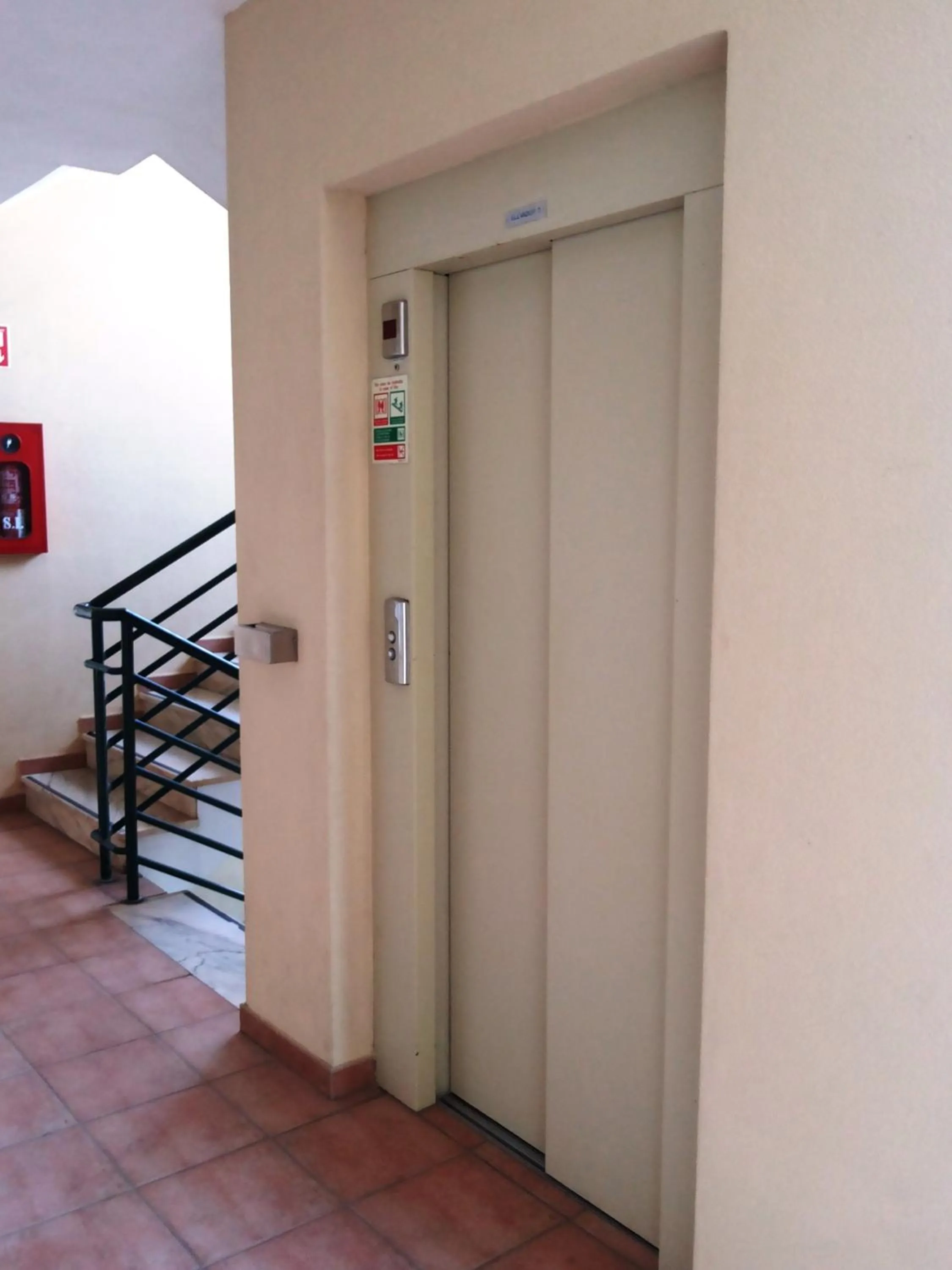 Bird's eye view in Plaza Real by Atlantichotels