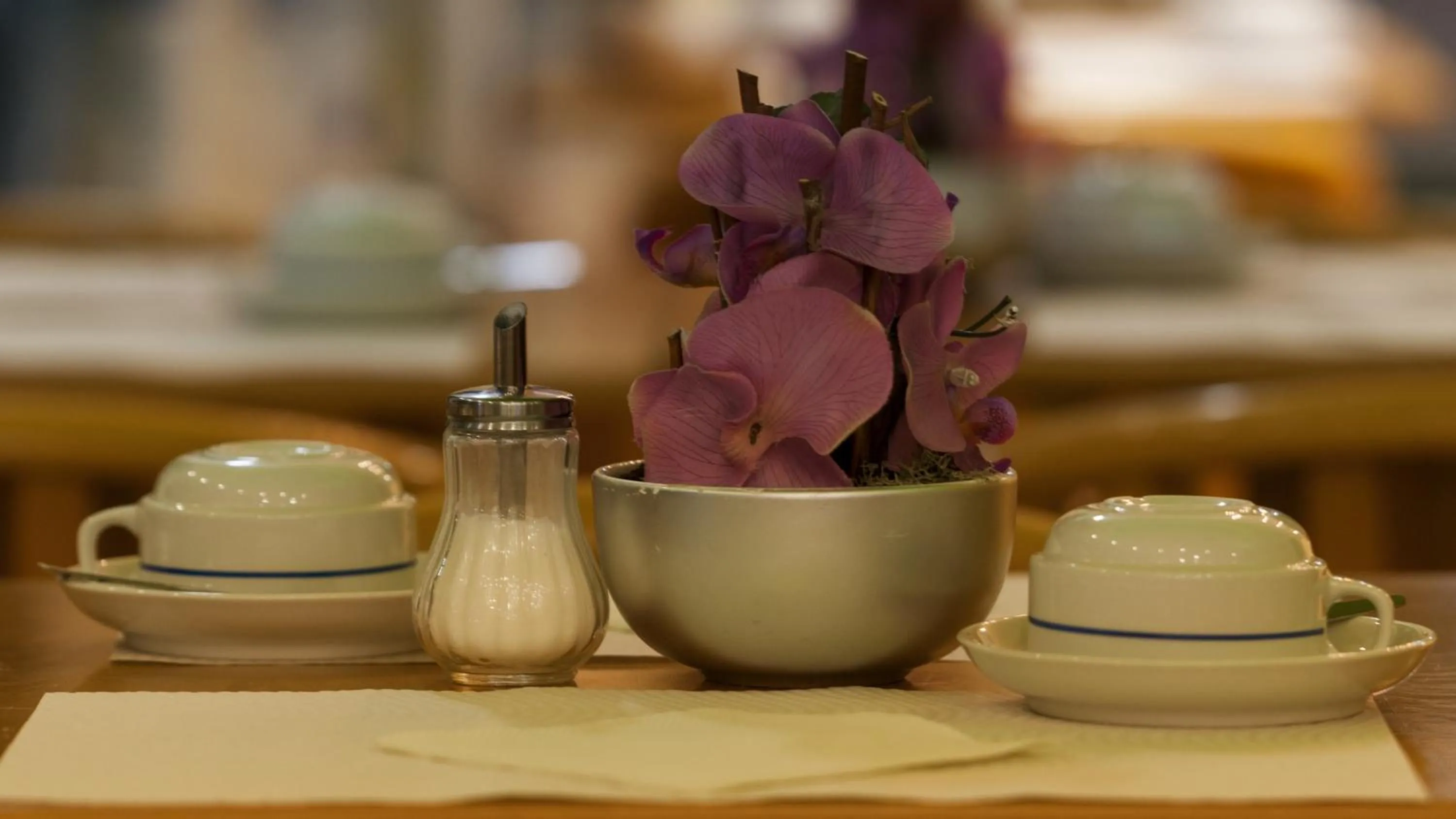 Restaurant/places to eat in Plaza Real by Atlantichotels