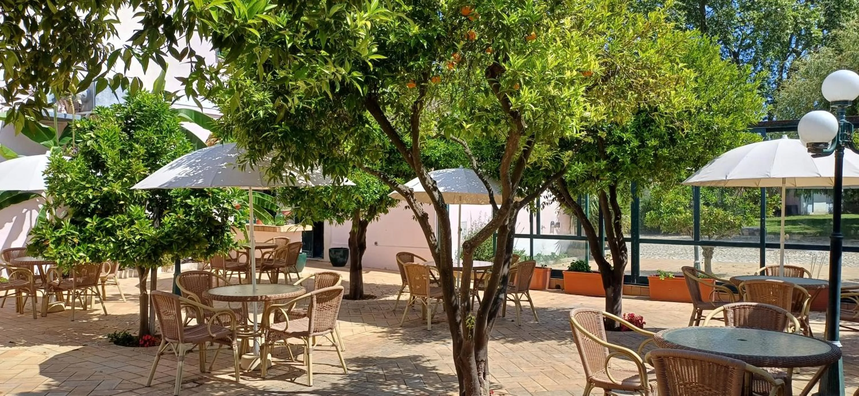 Patio in Turim Club Azeitao Hotel